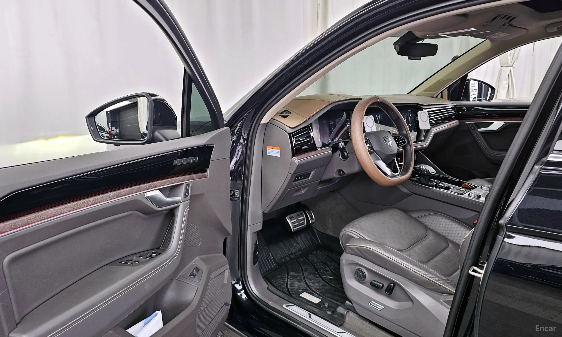 Volkswagen Touareg 3rd Generation превью 10