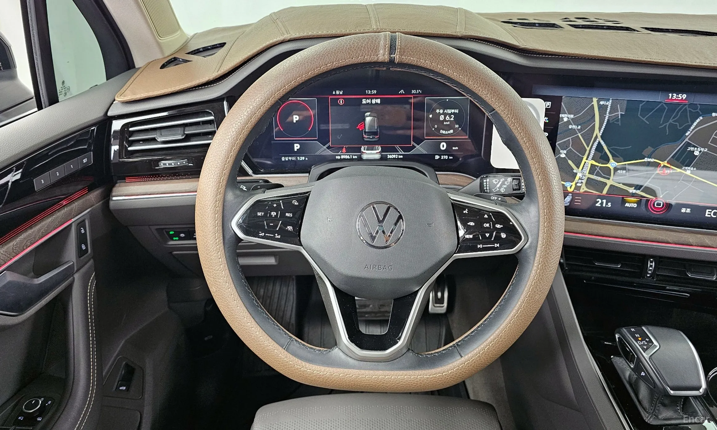Volkswagen Touareg 3rd Generation превью 13