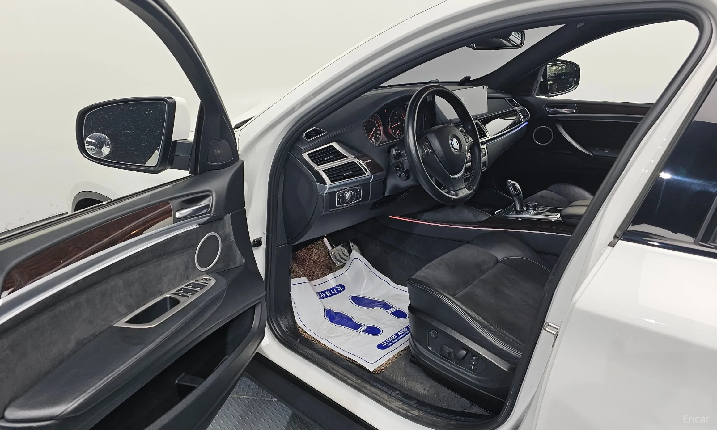 BMW X6 (E71) превью 10