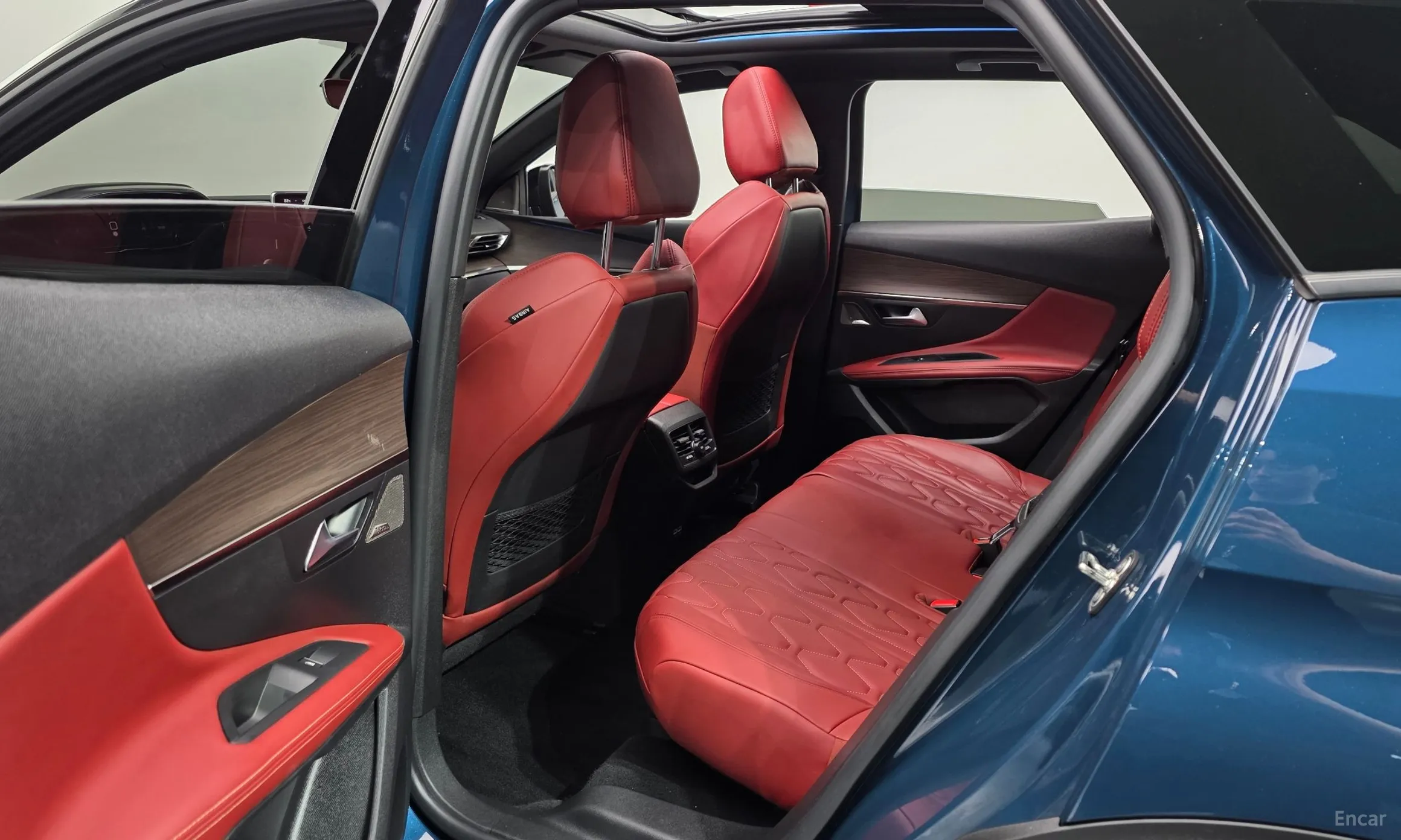 Peugeot 3008 2nd generation превью 11