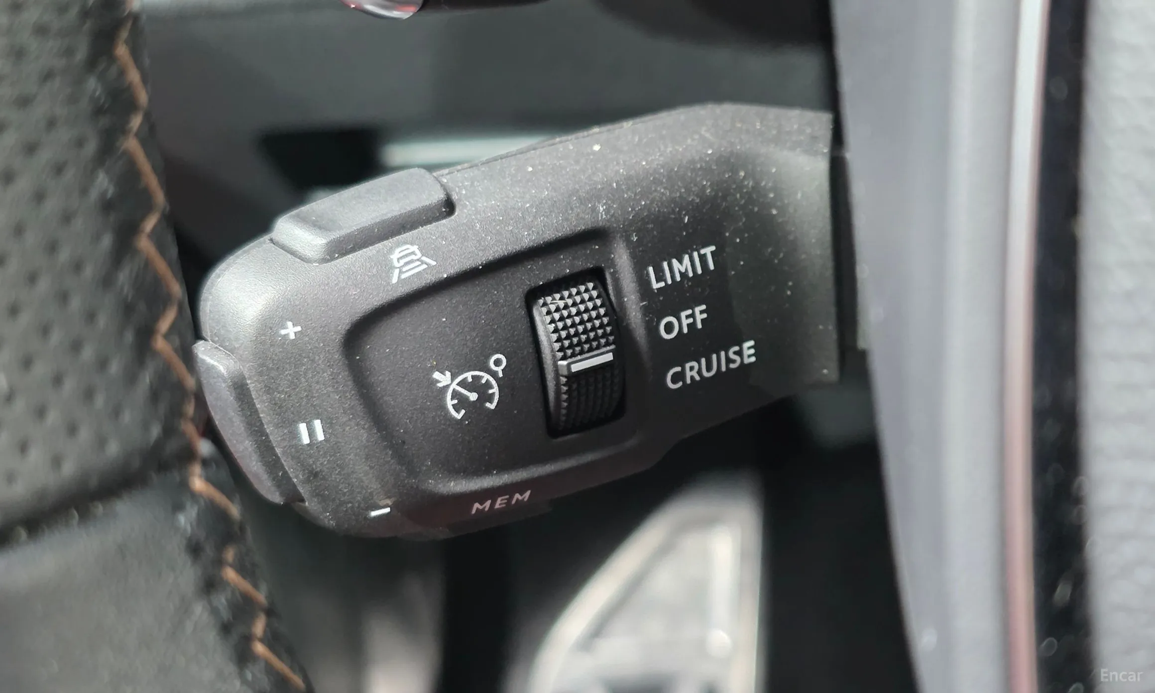 Peugeot 3008 2nd generation превью 15