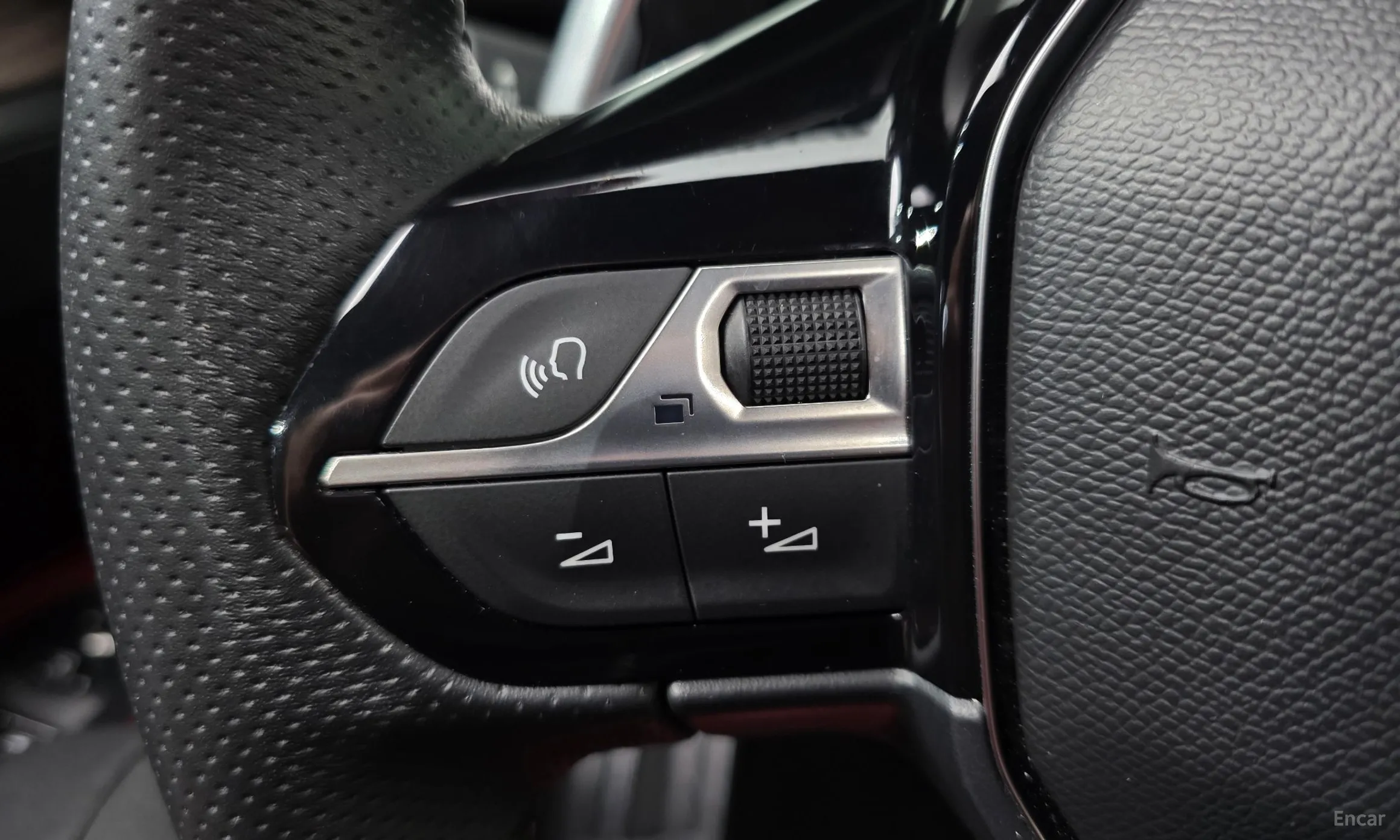 Peugeot 3008 2nd generation превью 16