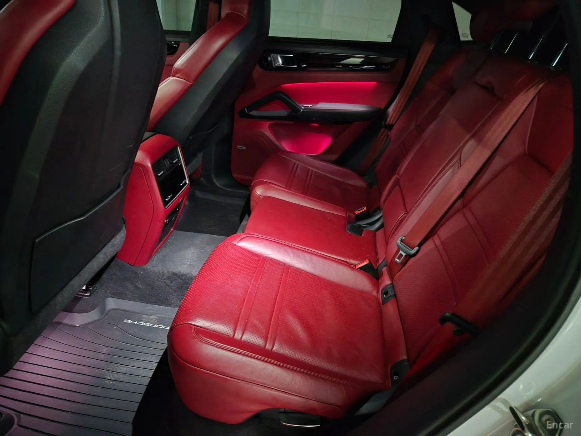 Porsche Cayenne (PO536) превью 8
