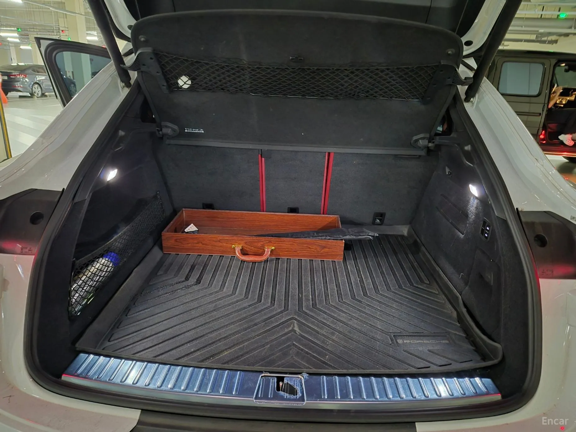 Porsche Cayenne (PO536) превью 9