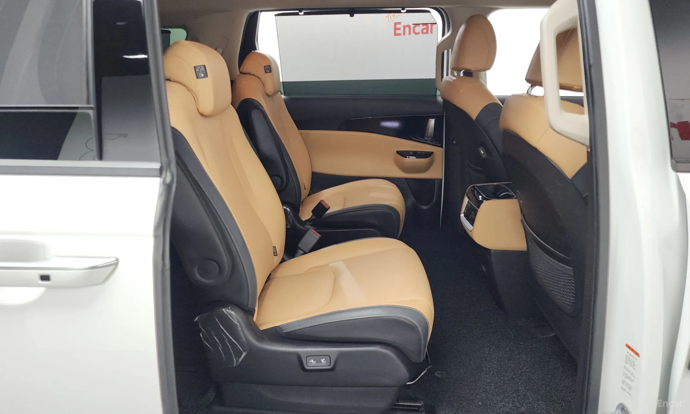 Kia Carnival Gen 4 превью 11