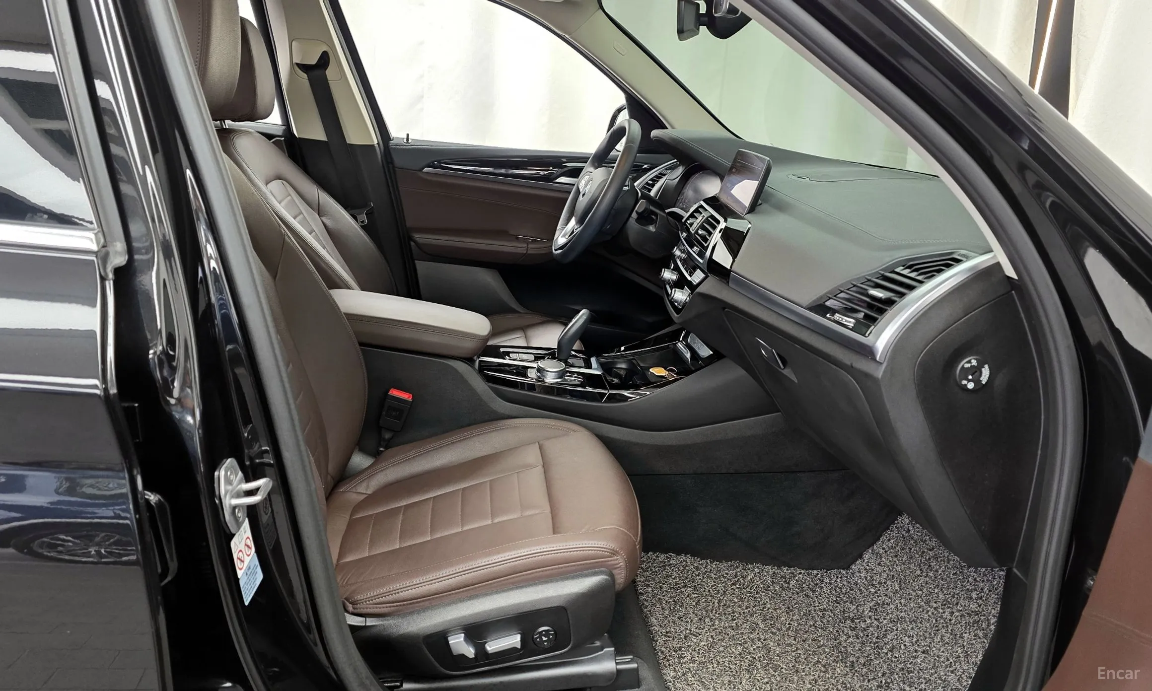 BMW X3 (G01) превью 11