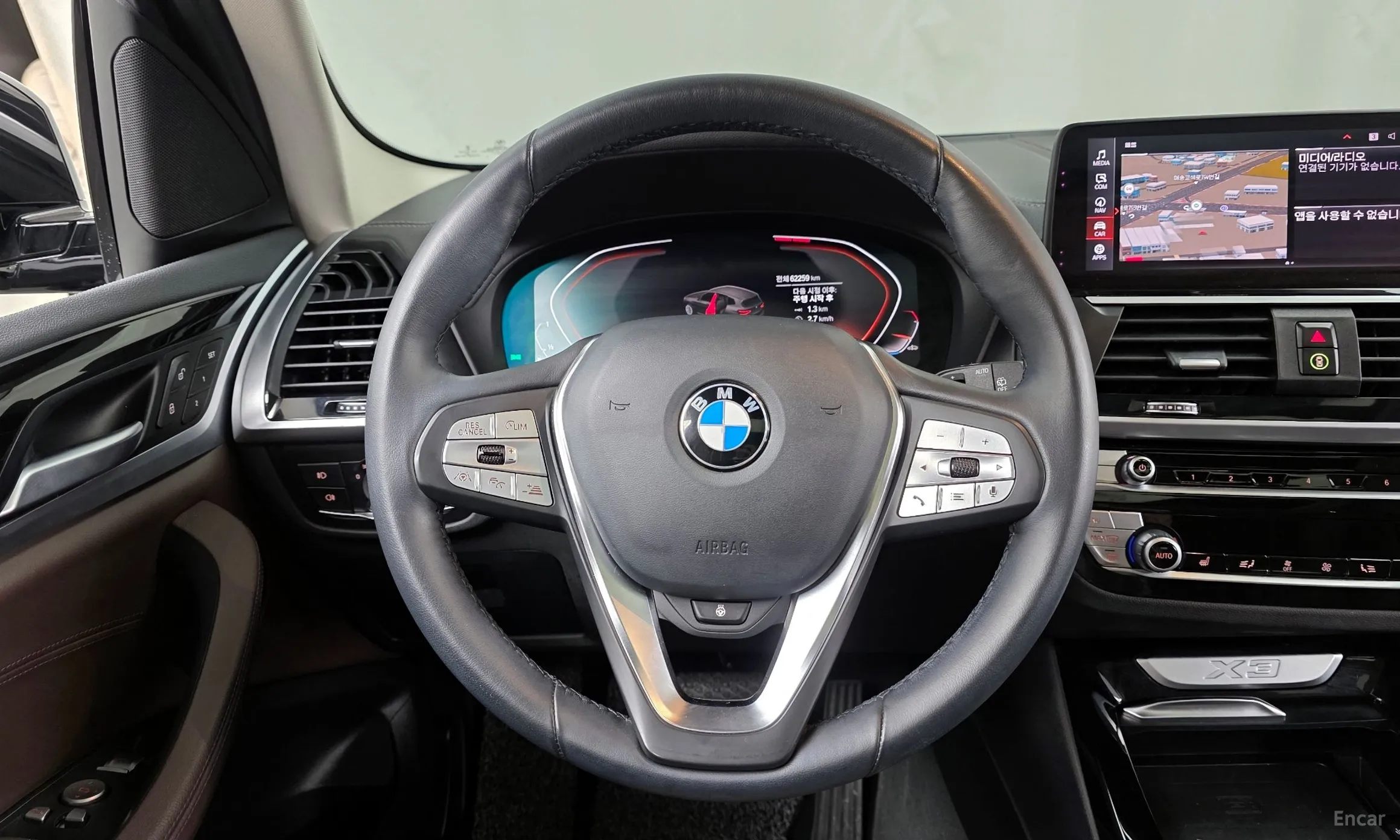 BMW X3 (G01) превью 13