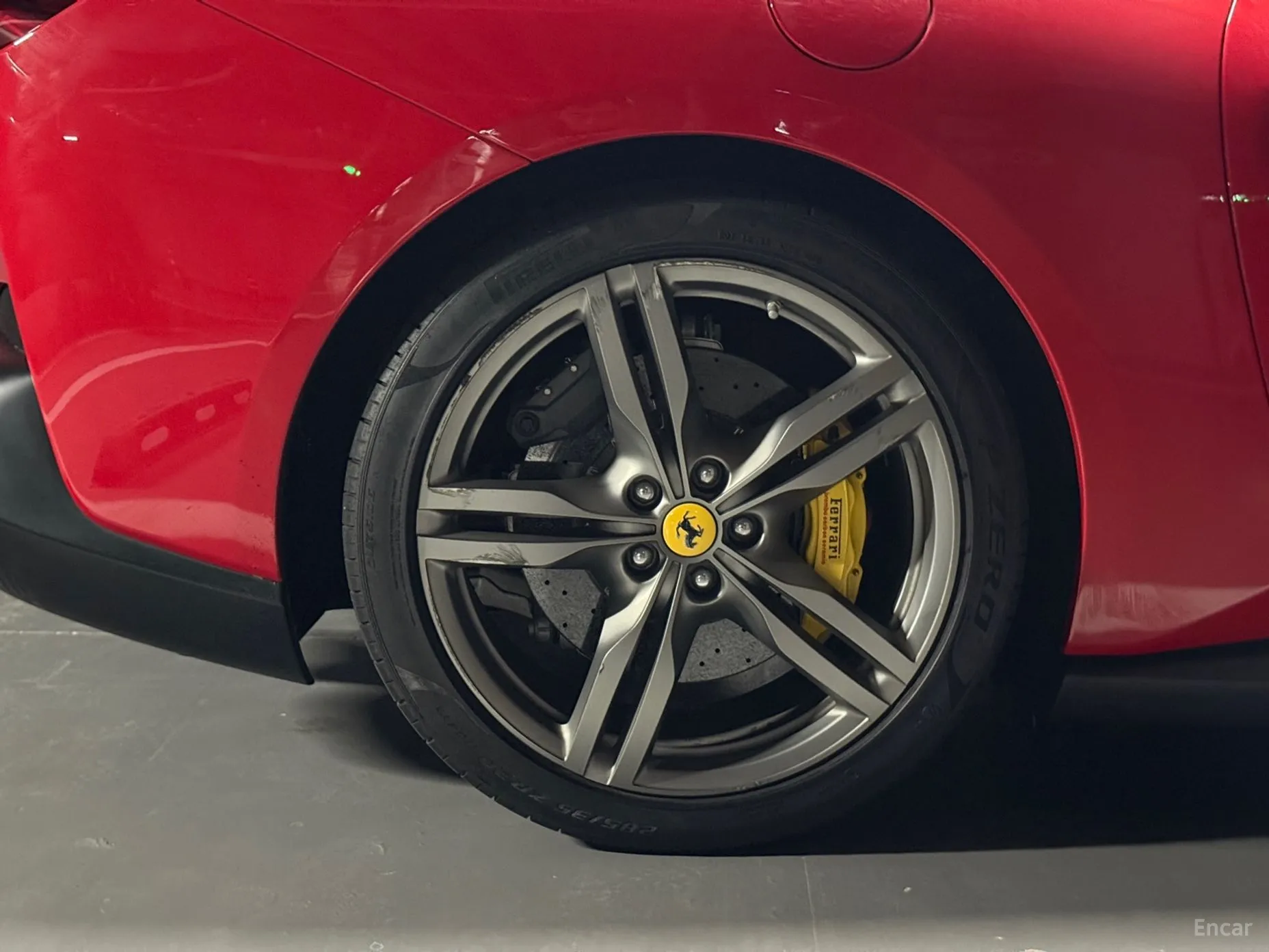 Ferrari Portofino превью 20