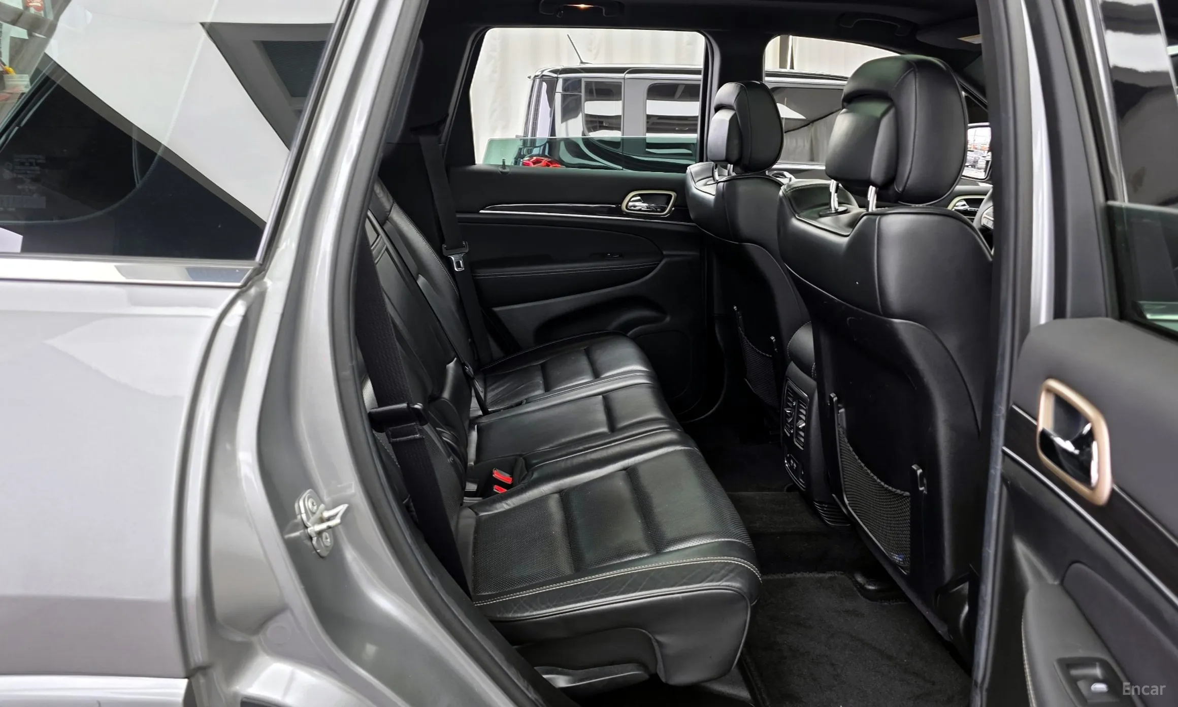 Jeep Grand Cherokee превью 12
