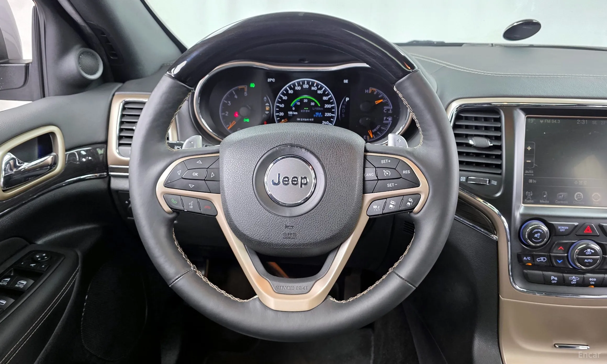 Jeep Grand Cherokee превью 13