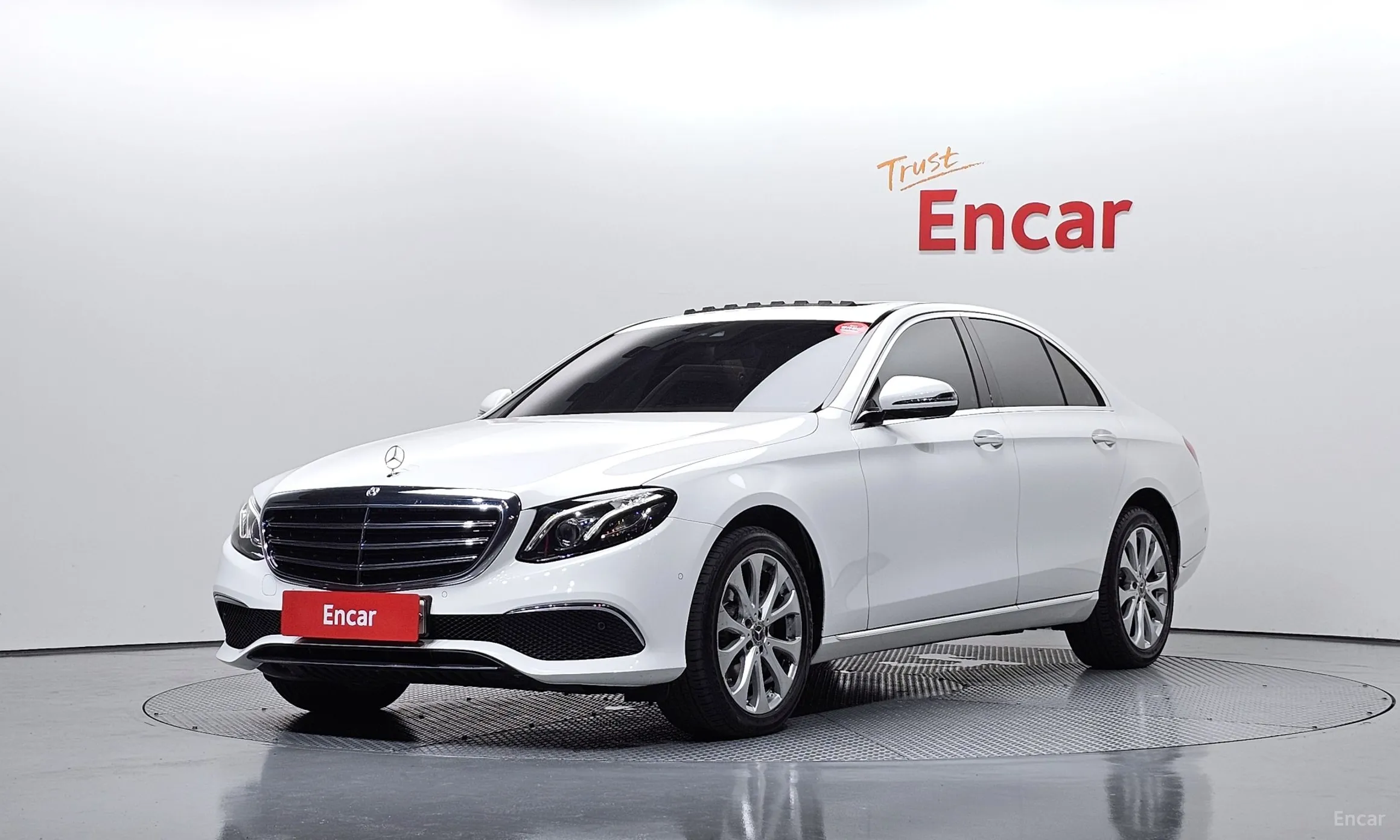 Mercedes Benz E-Class W213
