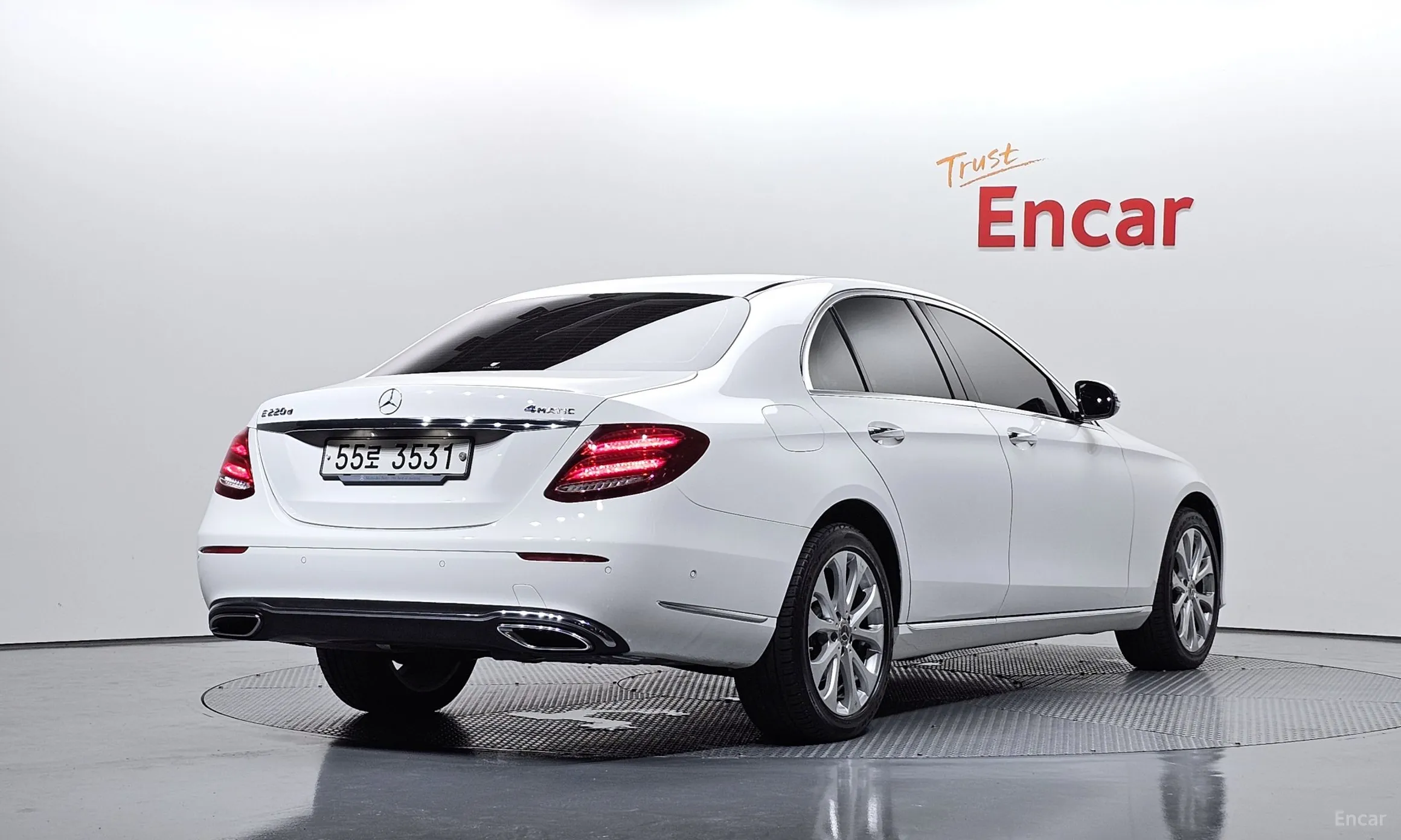 Mercedes Benz E-Class W213