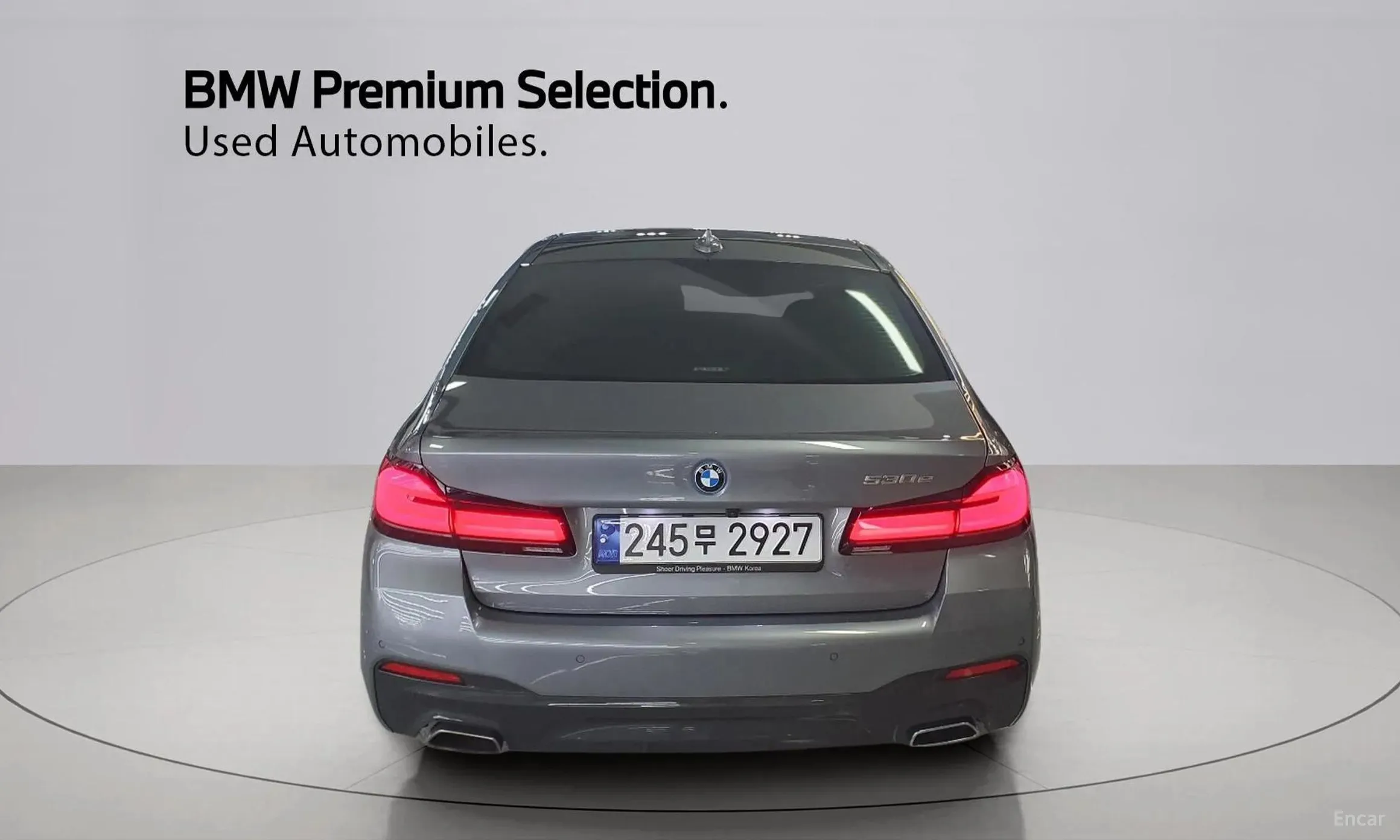 BMW 5 Series (G30) превью 4