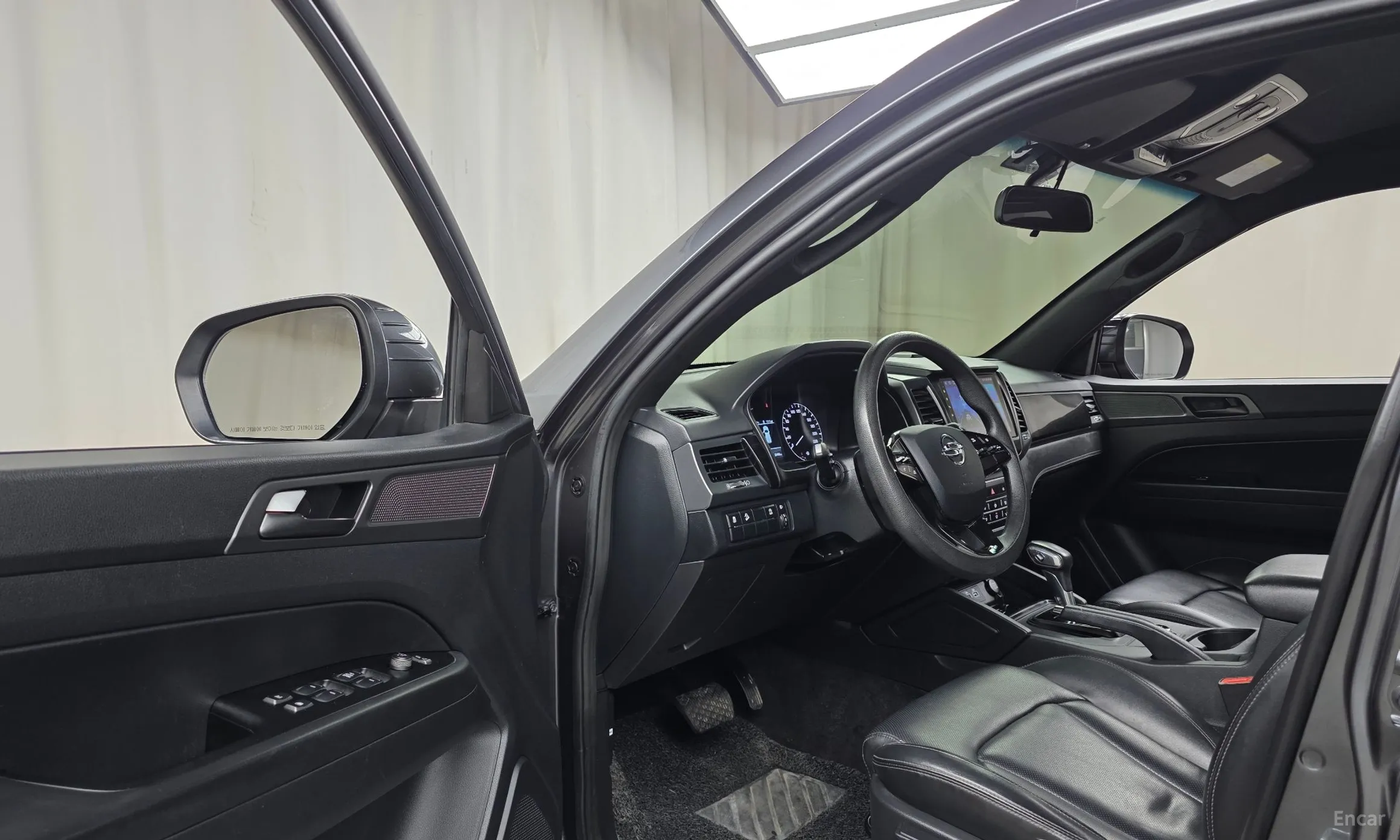 KG Mobility (SsangYong) Rexton Sports превью 10