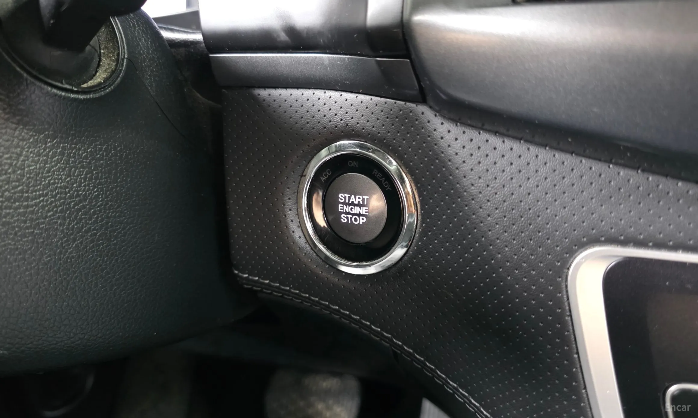 KG Mobility (SsangYong) Rexton Sports превью 18