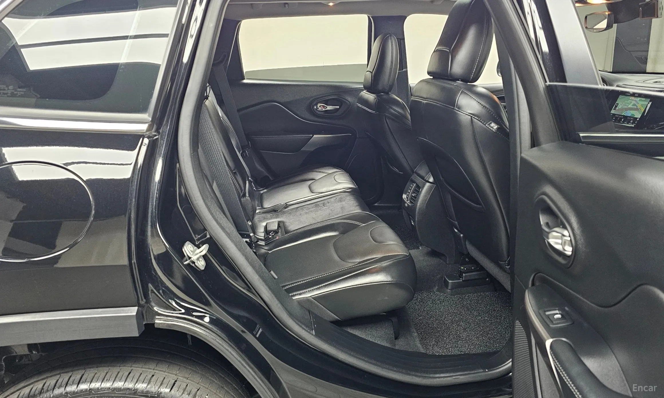 Jeep Cherokee (KL) превью 11