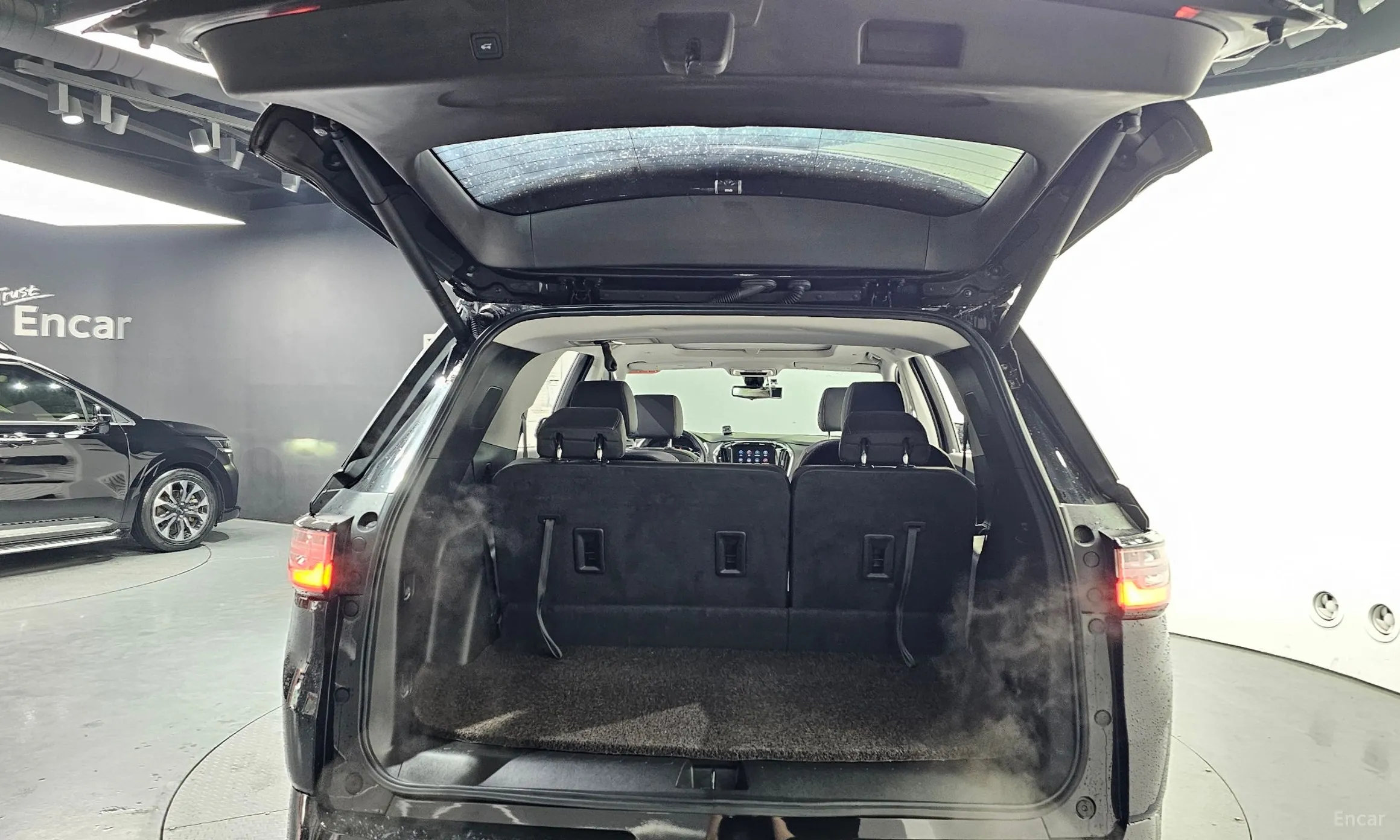 Chevrolet (GM Daewoo) Traverse превью 20