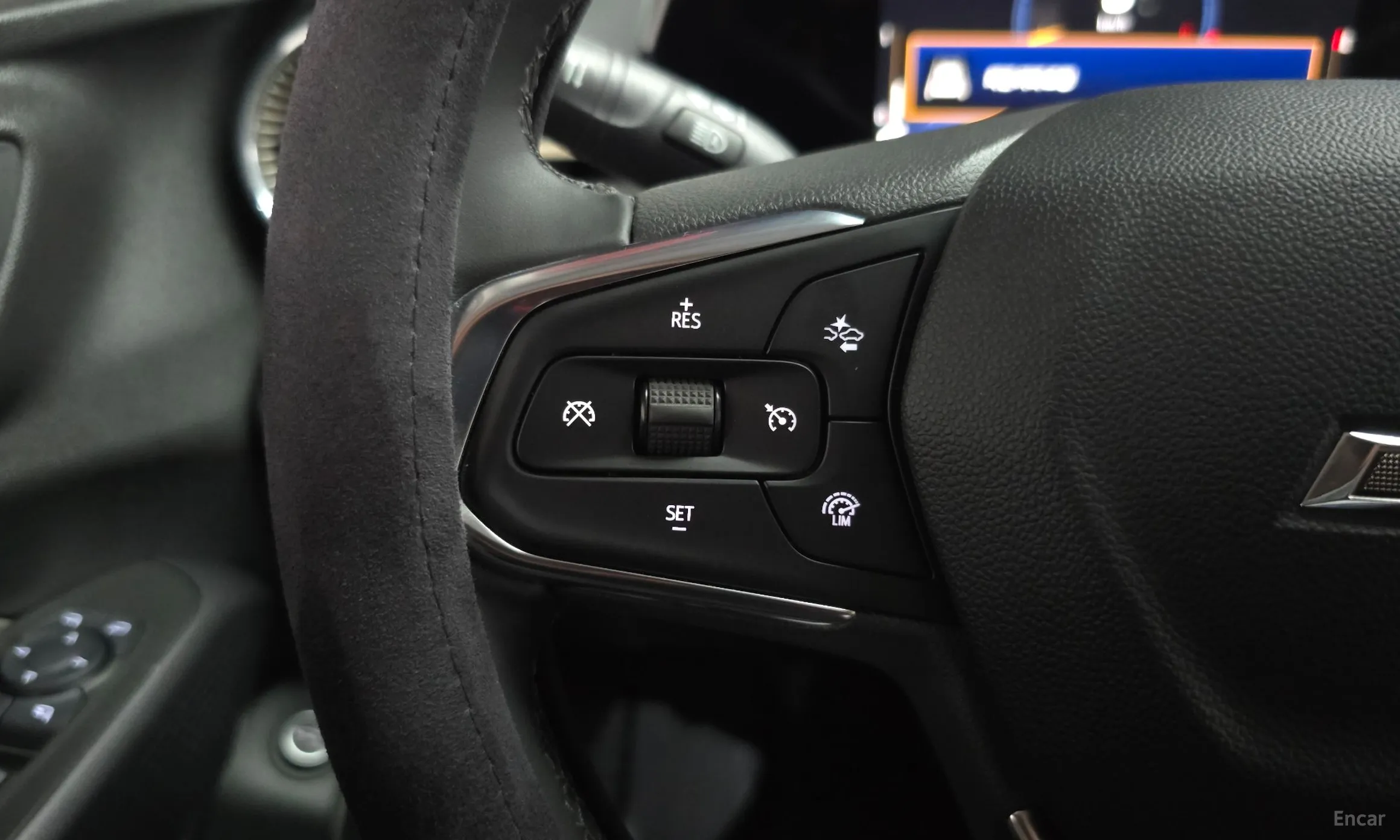 Chevrolet (GM Daewoo) Trax Crossover превью 16