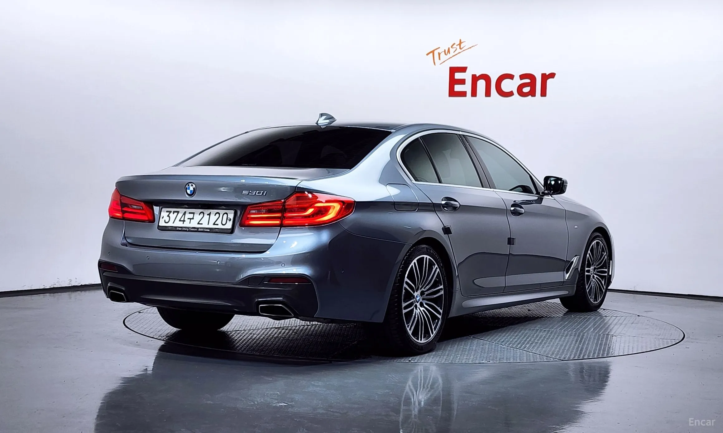 BMW 5 Series (G30)
