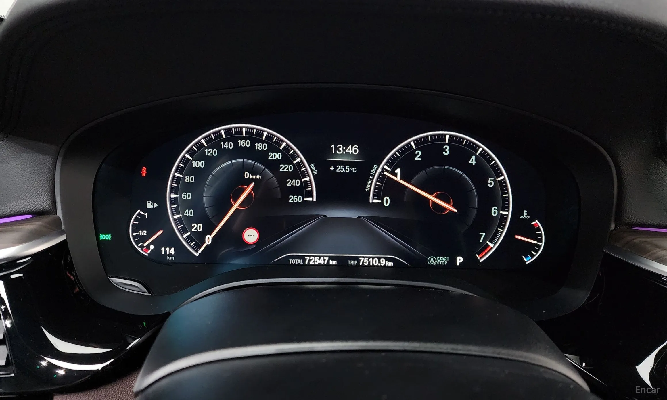 BMW 5 Series (G30) превью 8