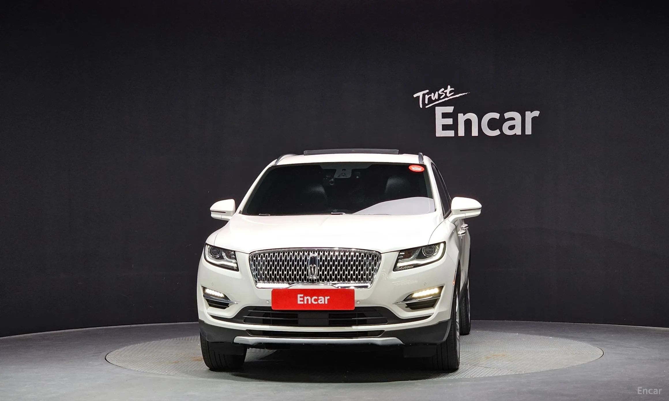 Lincoln MKC превью 3