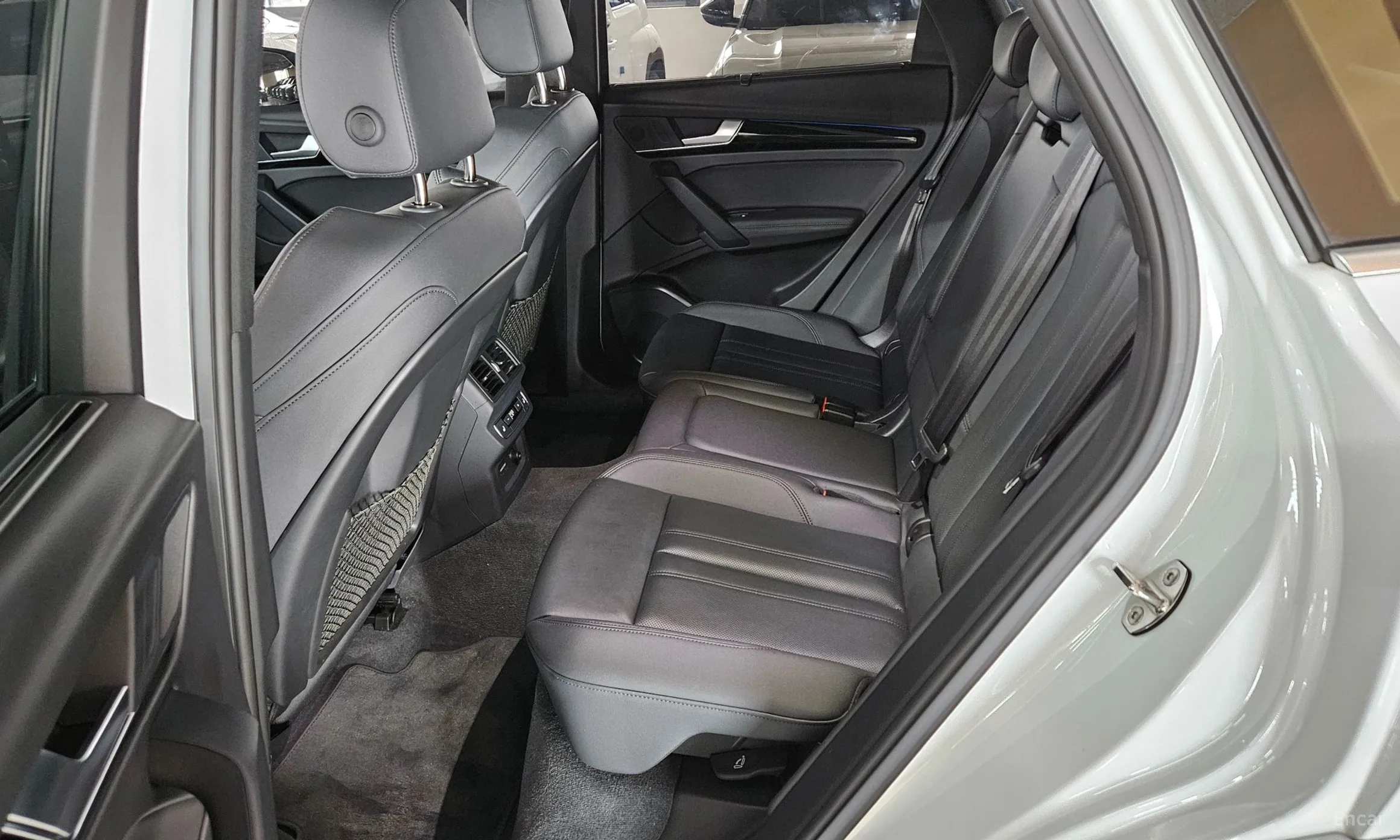 Audi Q5 (FY) превью 13