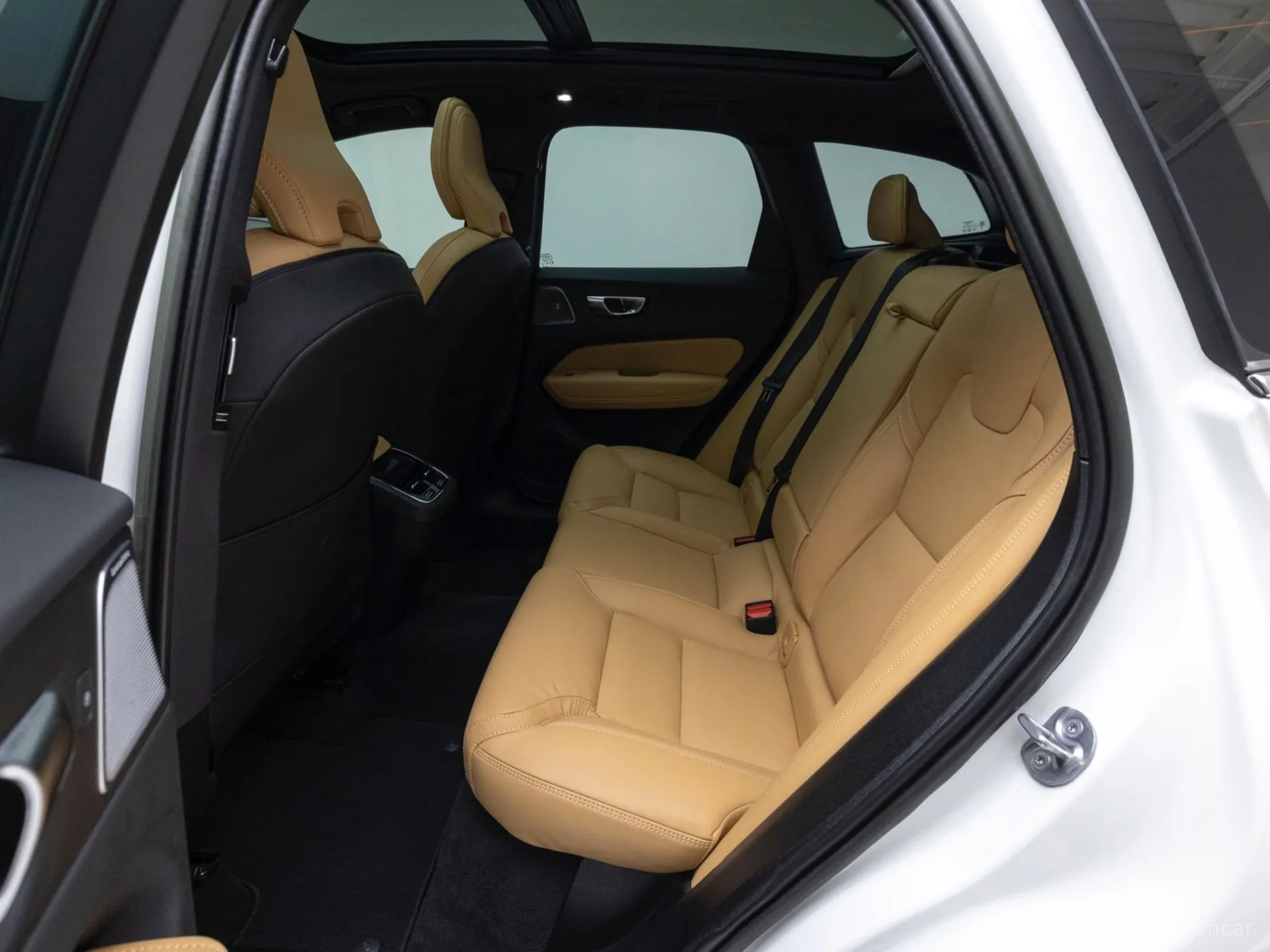 Volvo XC60 Gen 2 превью 11