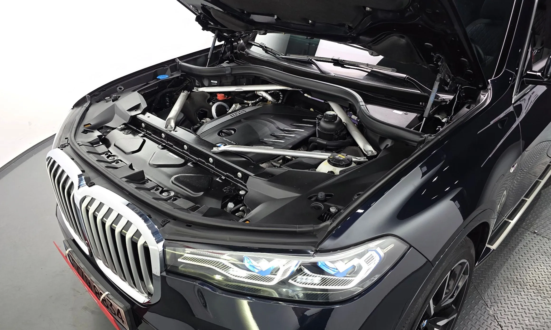 BMW X7 (G07) превью 6