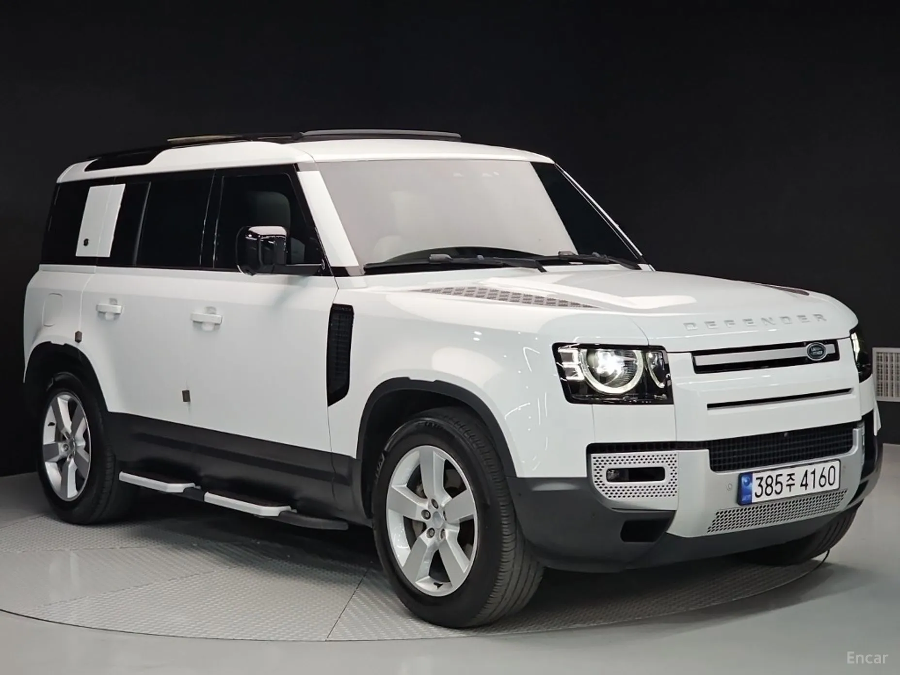 Land Rover Defender (L663)