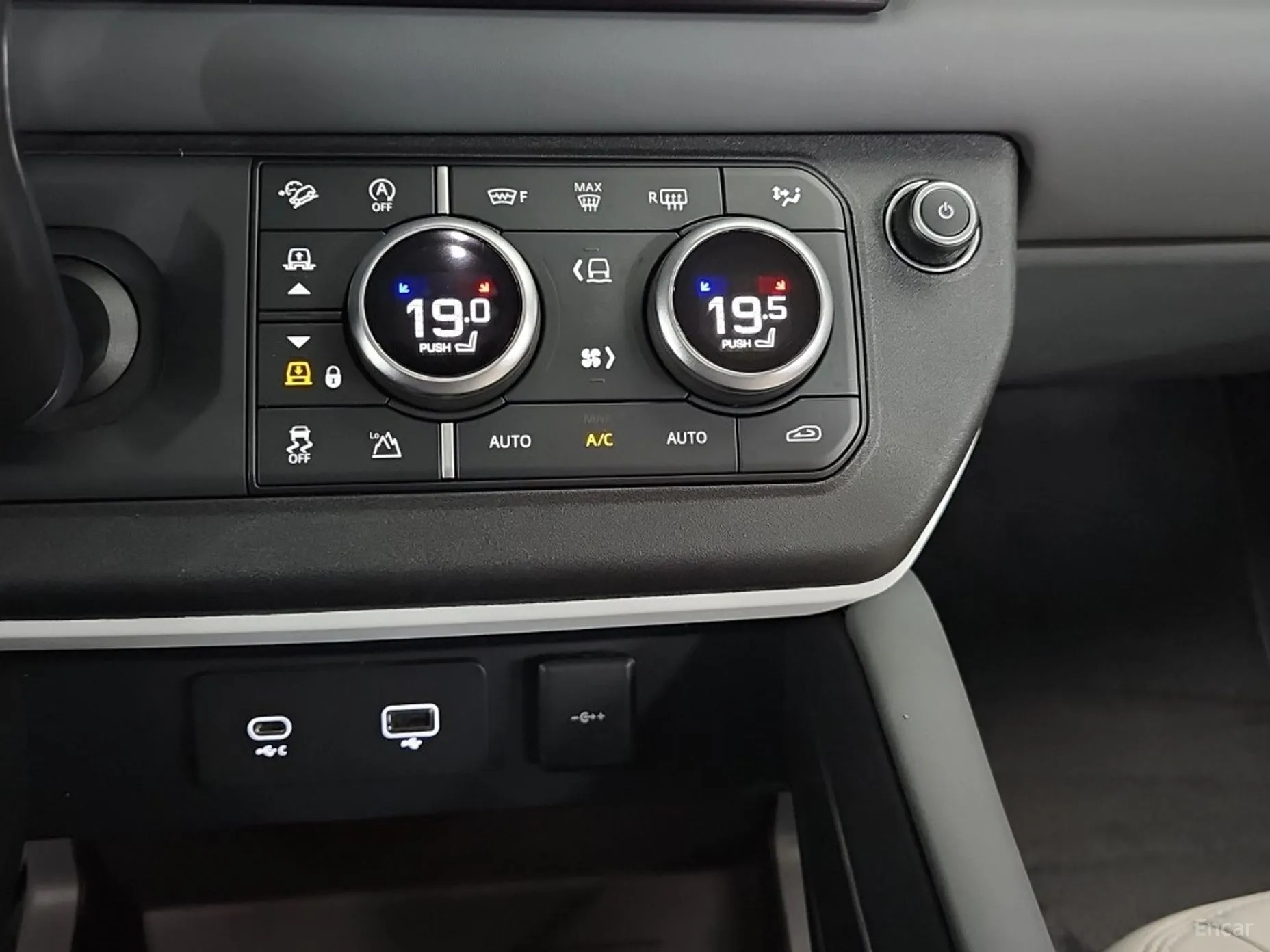 Land Rover Defender (L663) превью 16