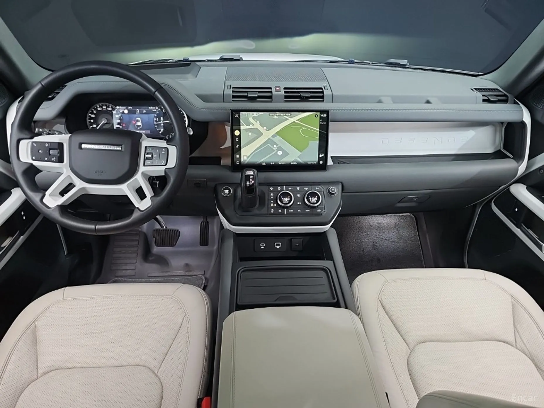 Land Rover Defender (L663) превью 7
