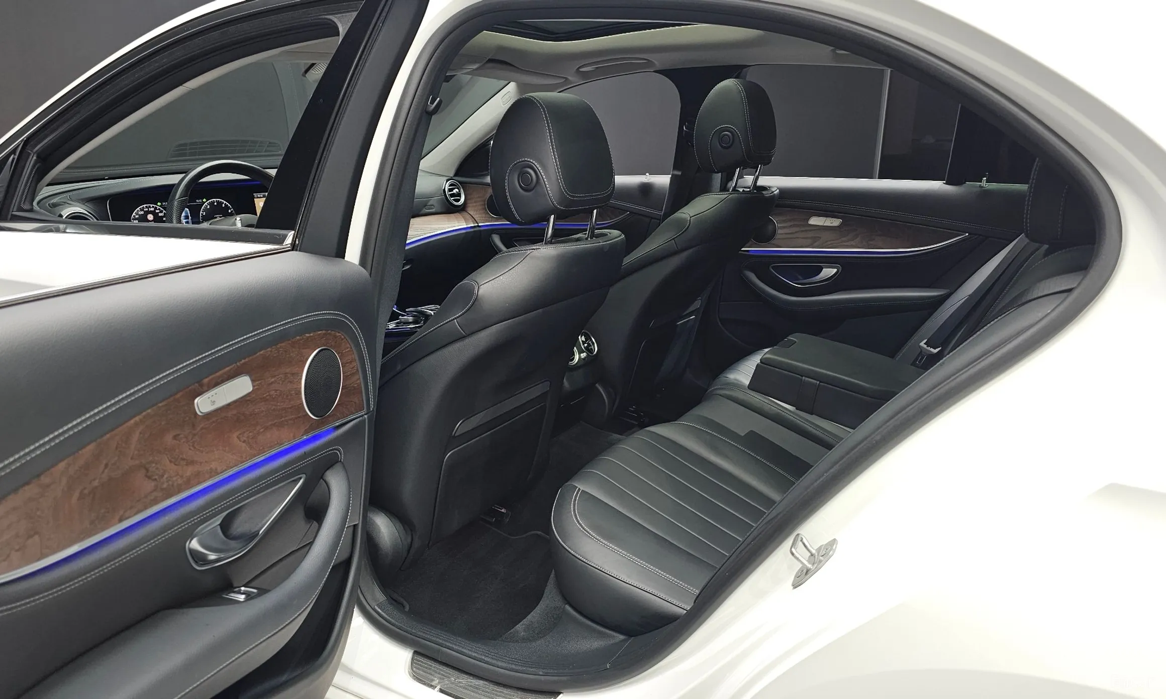 Mercedes Benz E-Class W213 превью 12