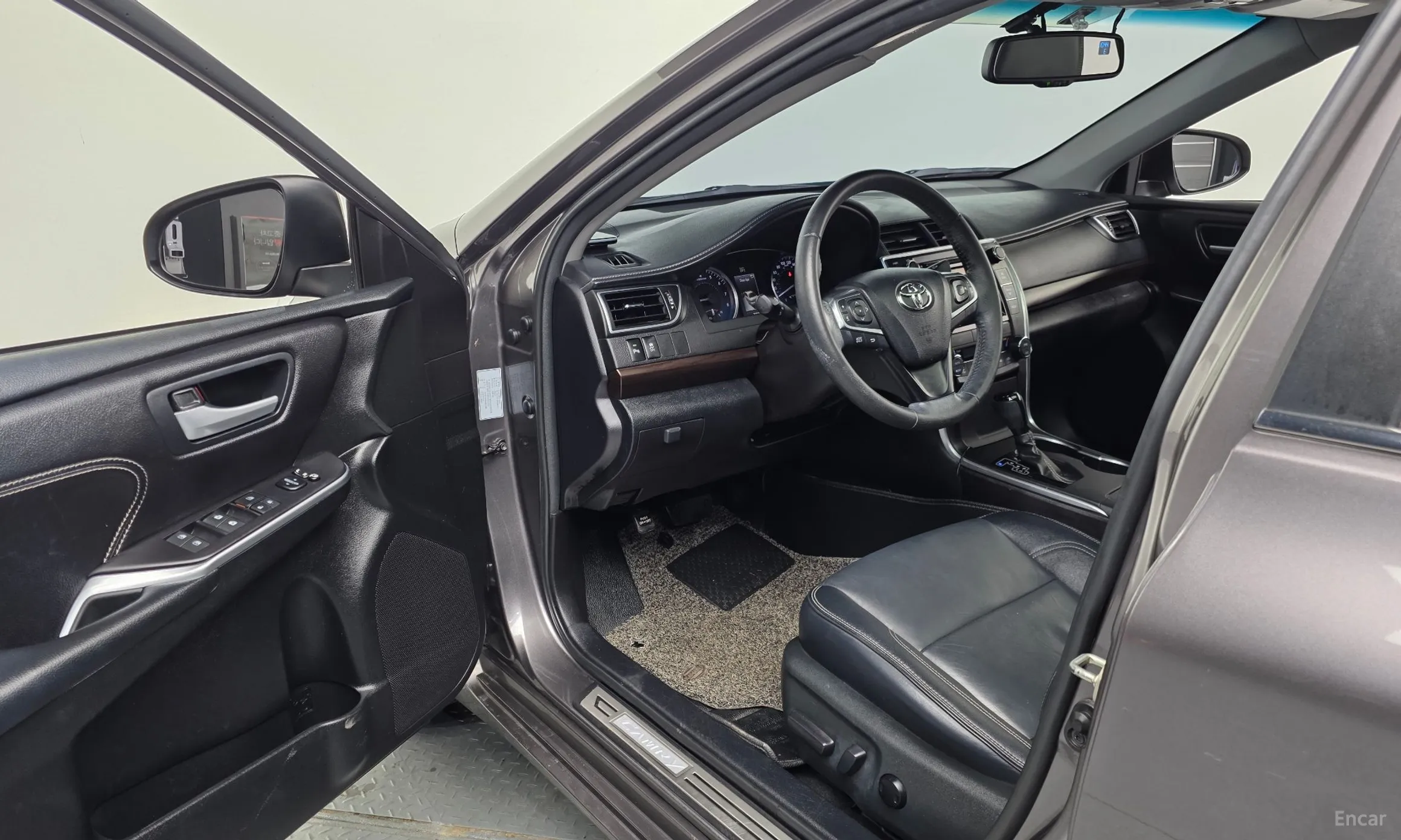 Toyota New Camry превью 10
