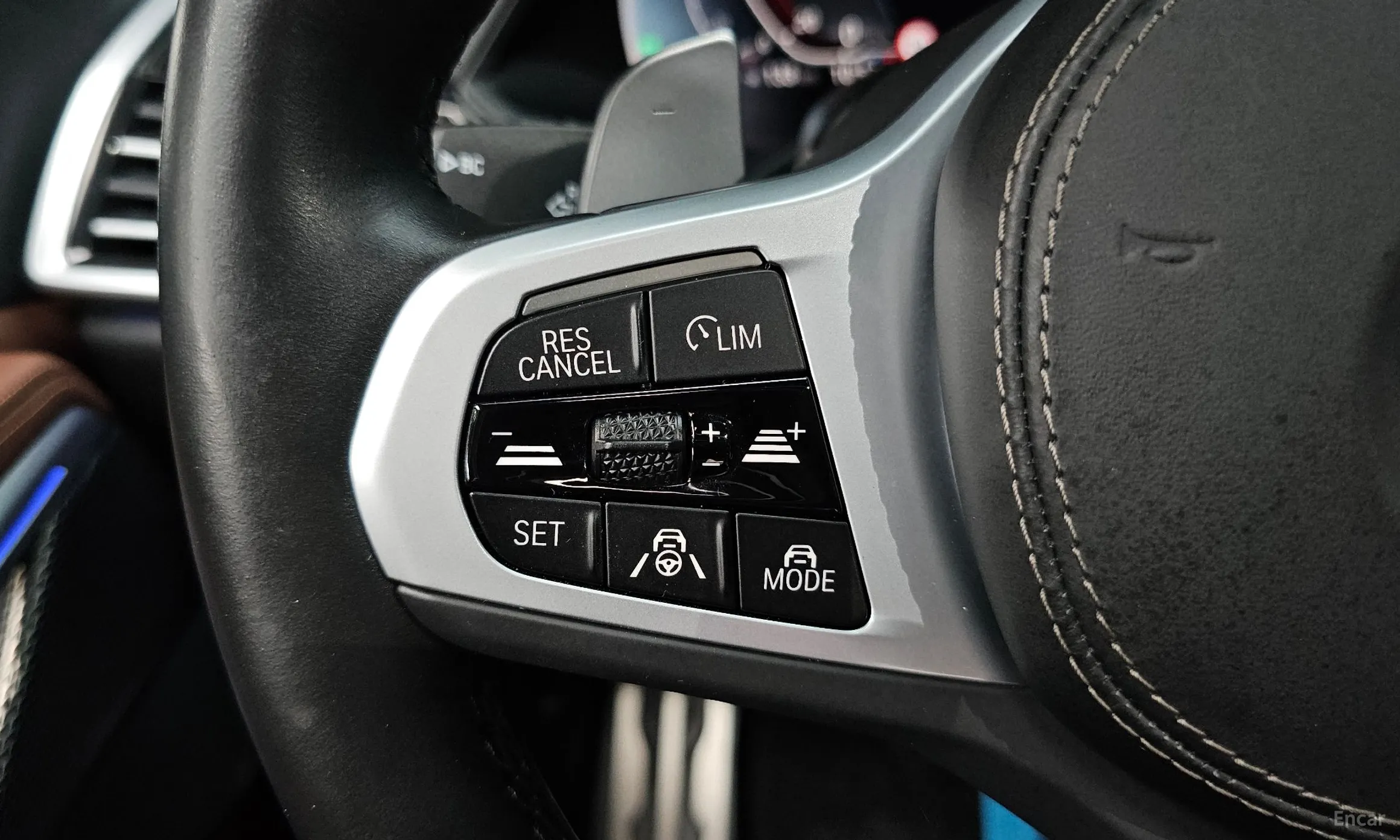 BMW X6 (G06) превью 18