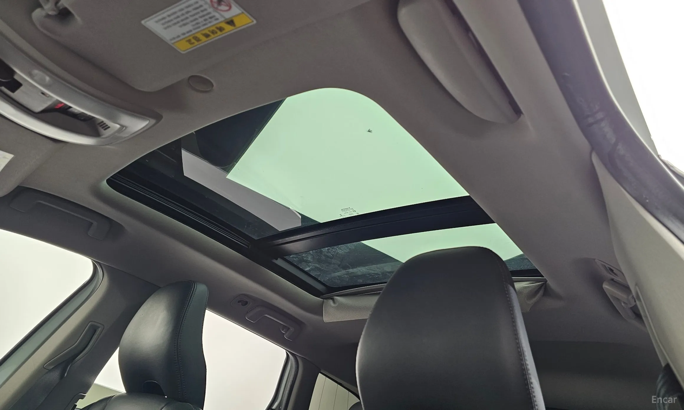 Volvo XC60 превью 14