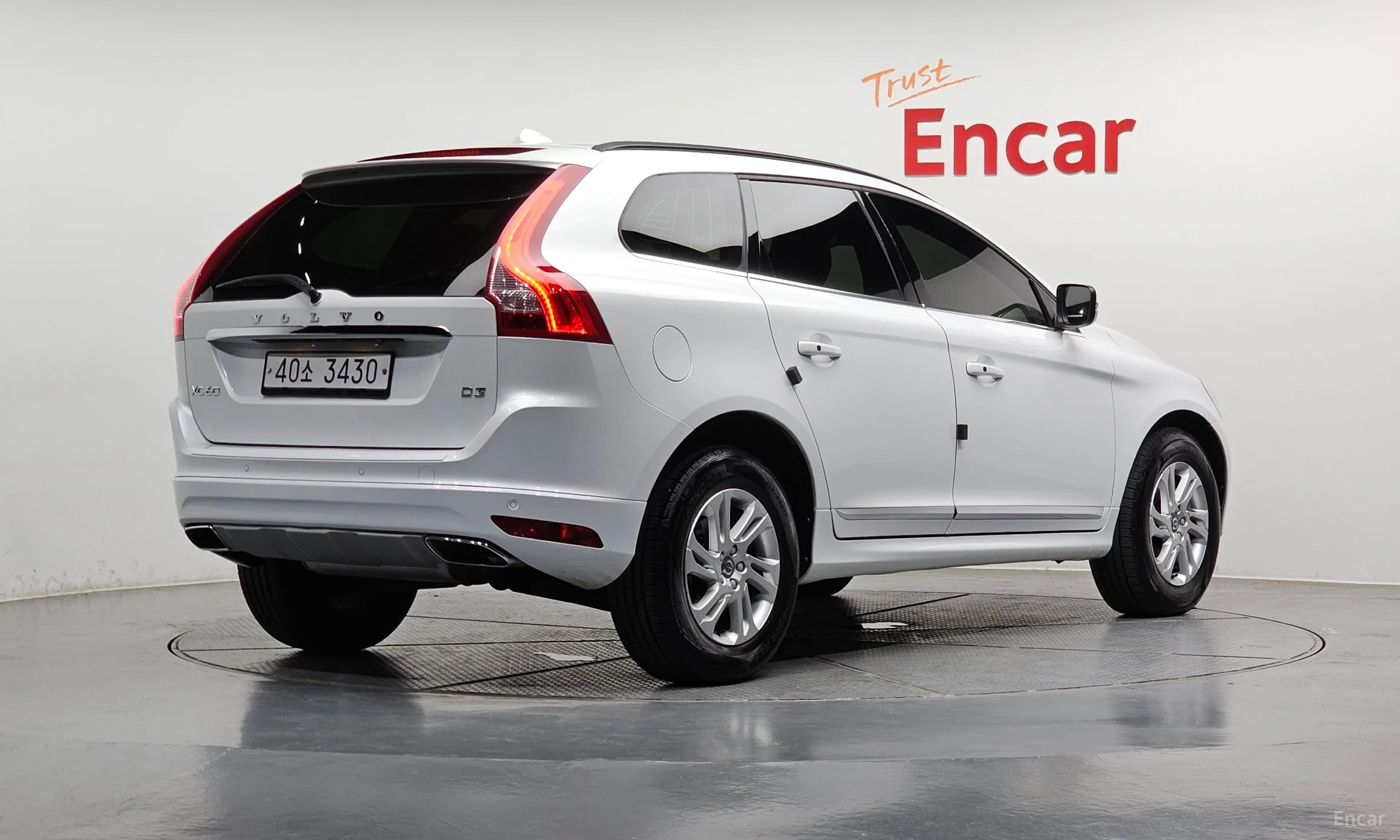Volvo XC60 превью 2