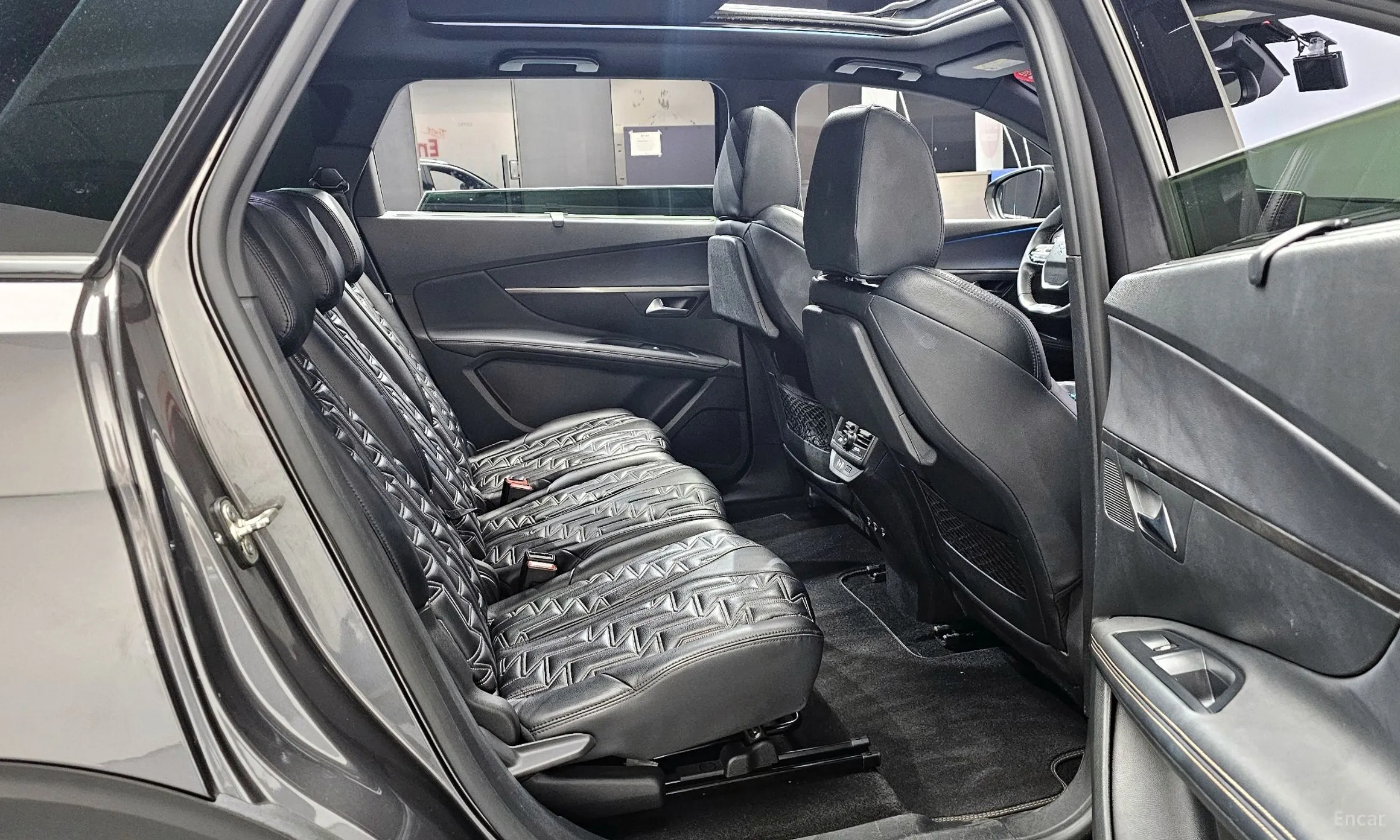 Peugeot 5008 2nd generation превью 11