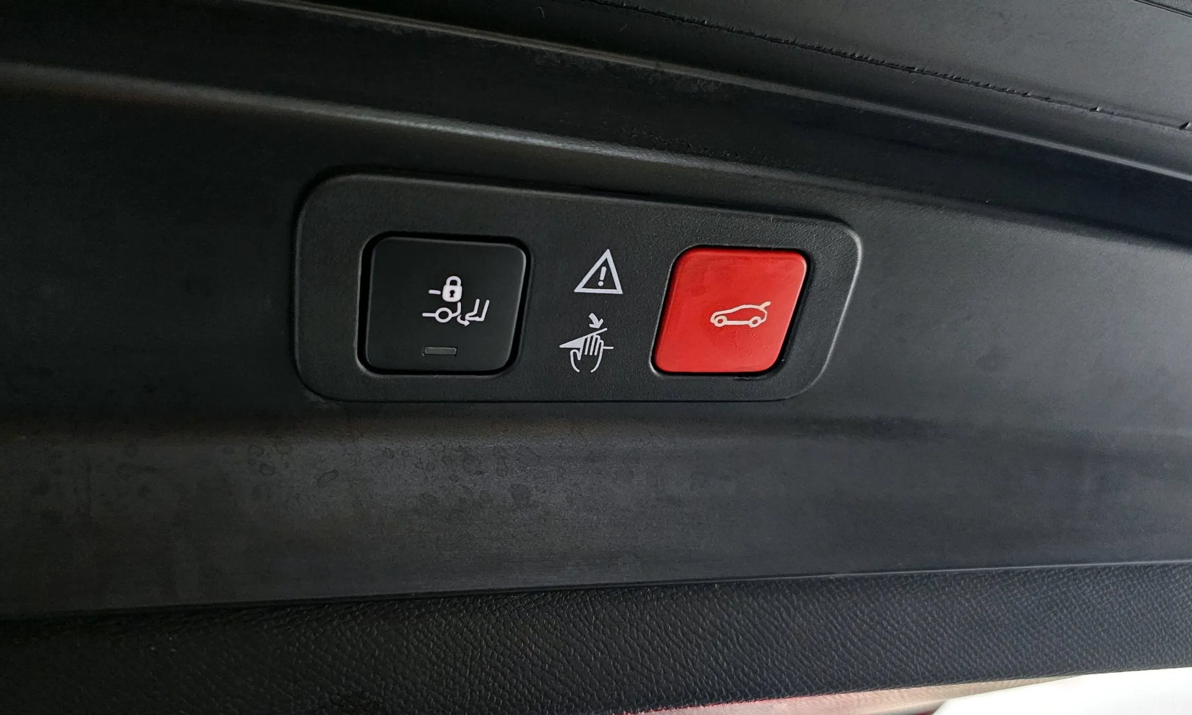 Peugeot 5008 2nd generation превью 20