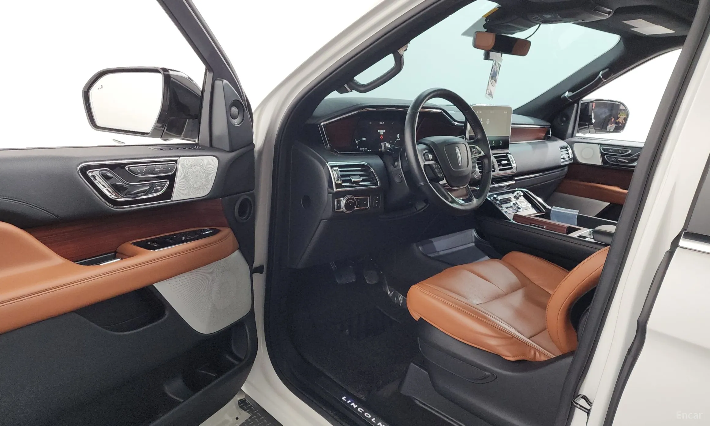 Lincoln Navigator 4th generation превью 10