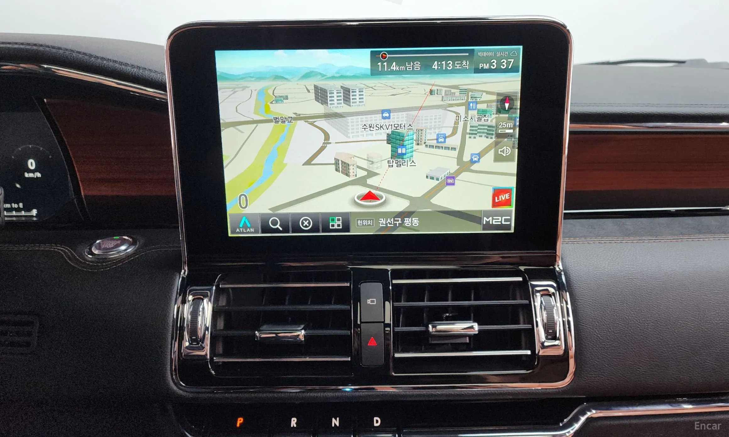Lincoln Navigator 4th generation превью 12