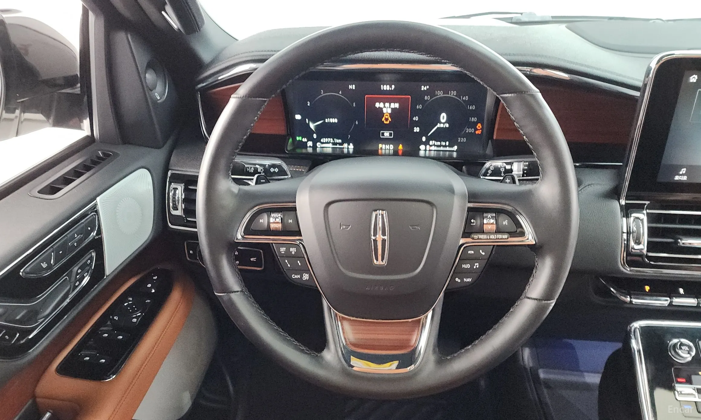 Lincoln Navigator 4th generation превью 13