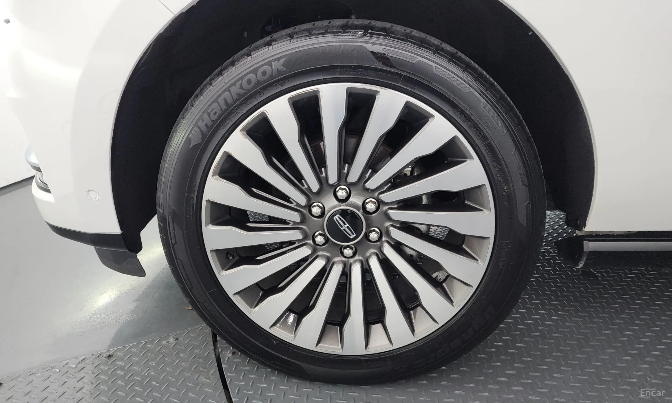 Lincoln Navigator 4th generation превью 5