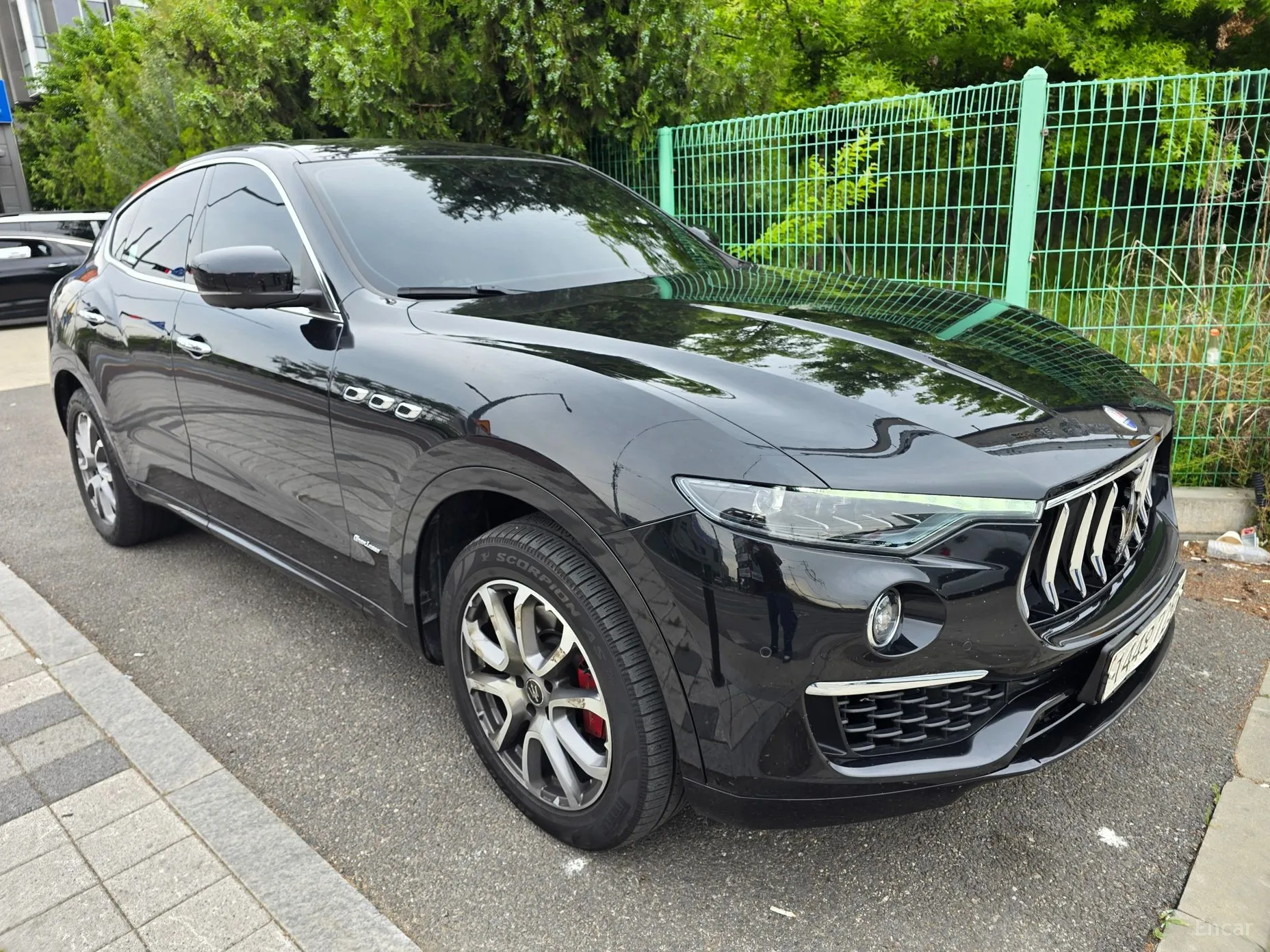 Maserati Levante превью 2