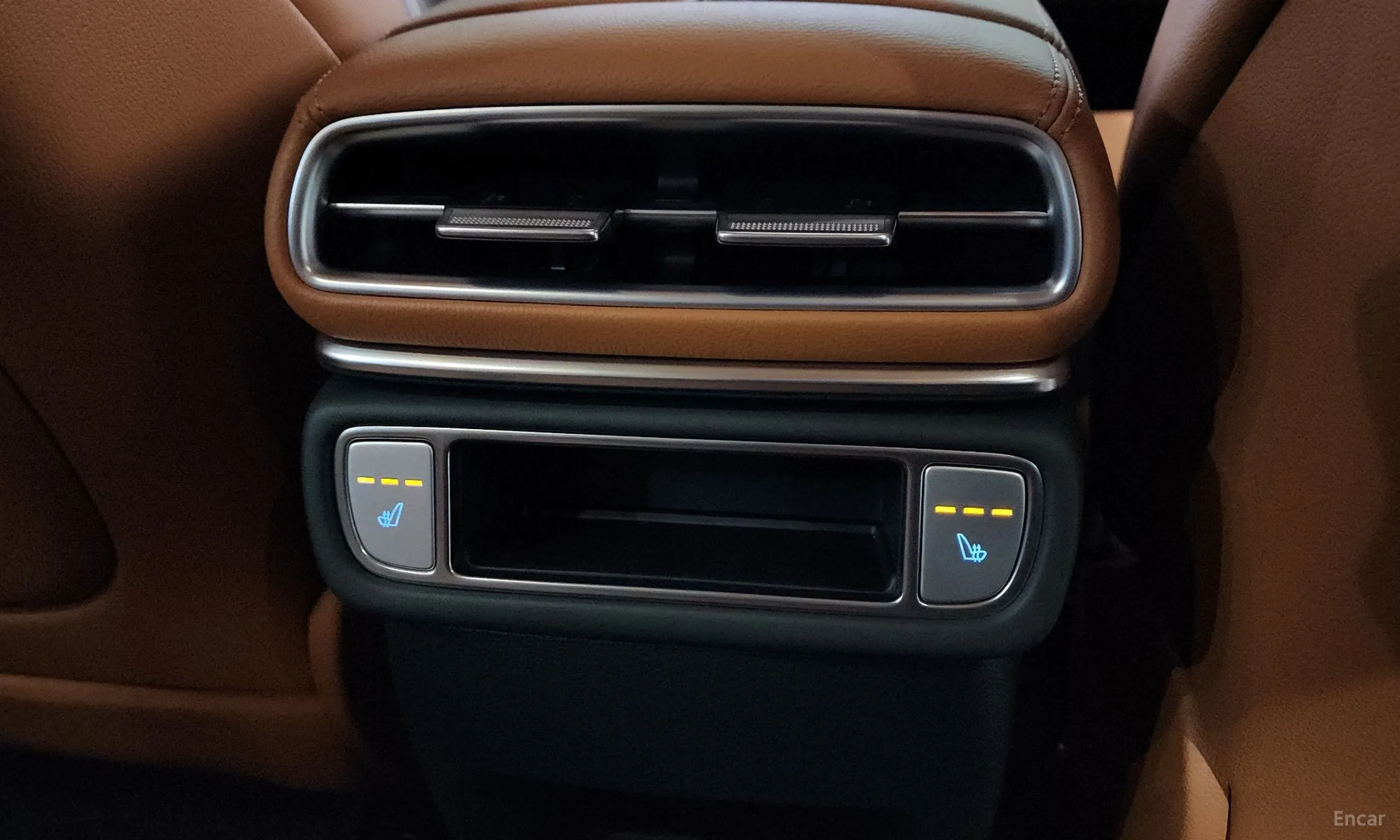 Genesis GV80 превью 18