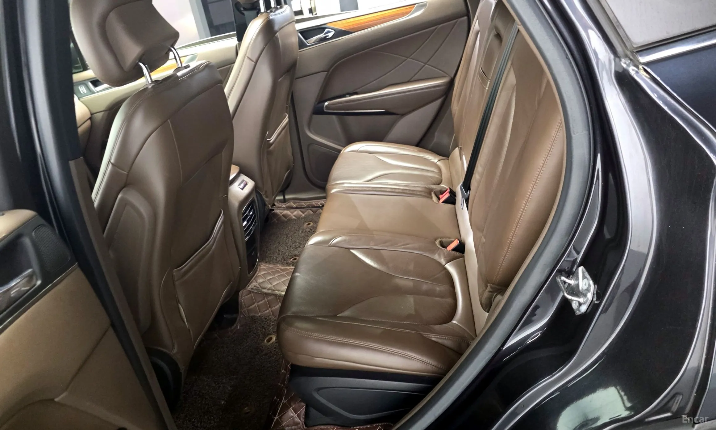 Lincoln MKC превью 12