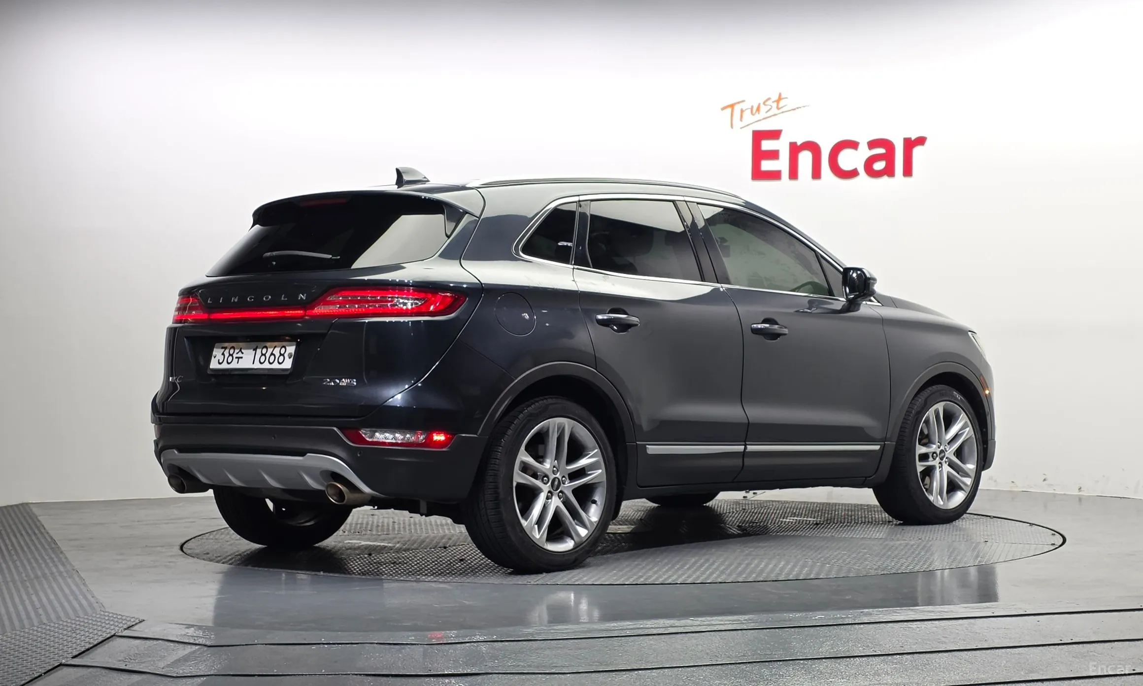 Lincoln MKC превью 2