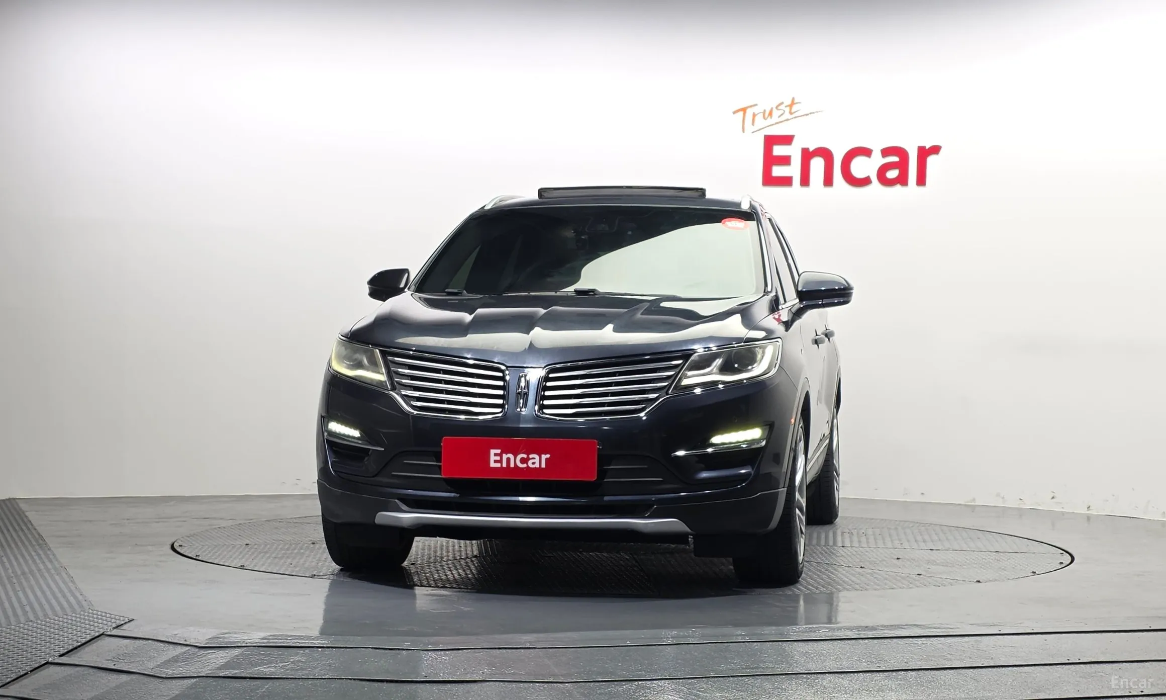 Lincoln MKC превью 3