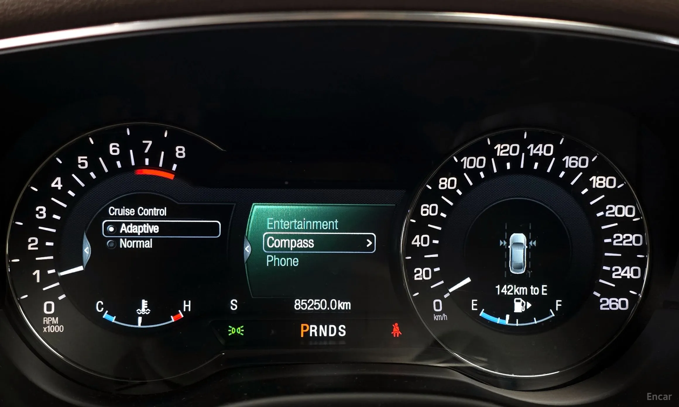 Lincoln MKC превью 8