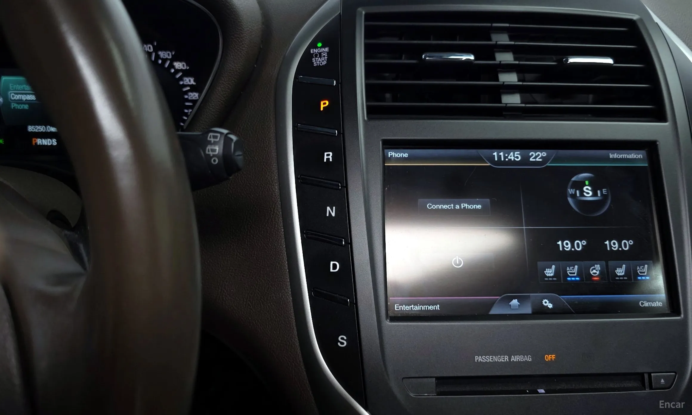 Lincoln MKC превью 9