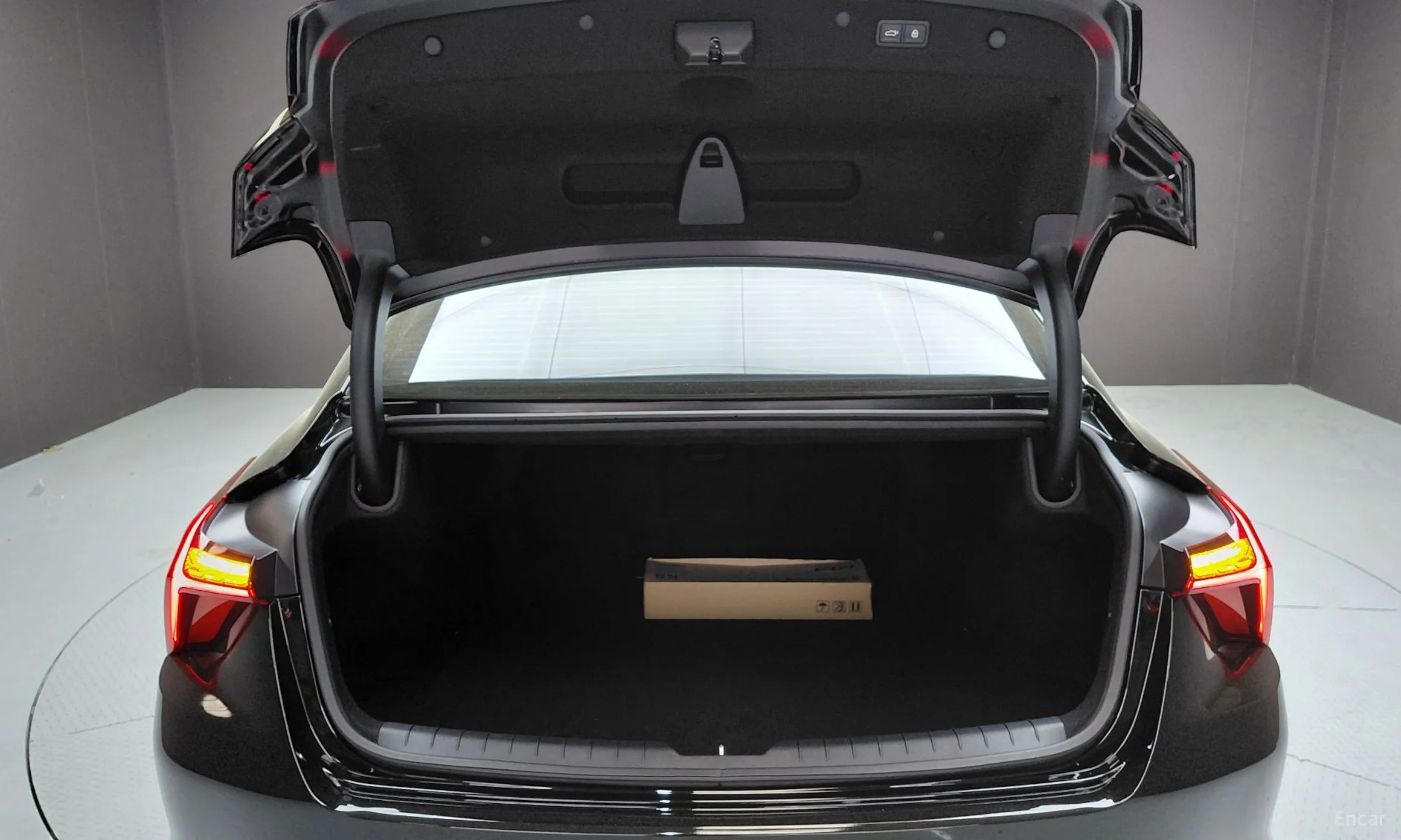 Kia K8 превью 20